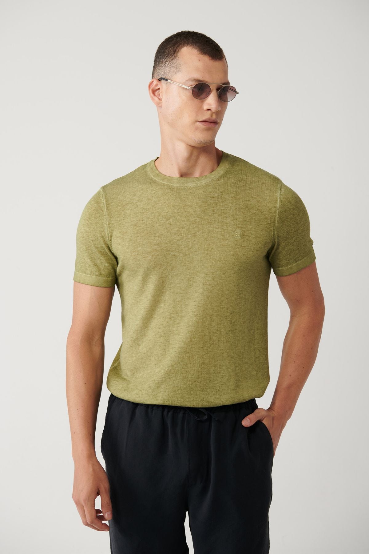 Men's Khaki Bicycle Collar Garment Dyed T-Shirt A41Y5074