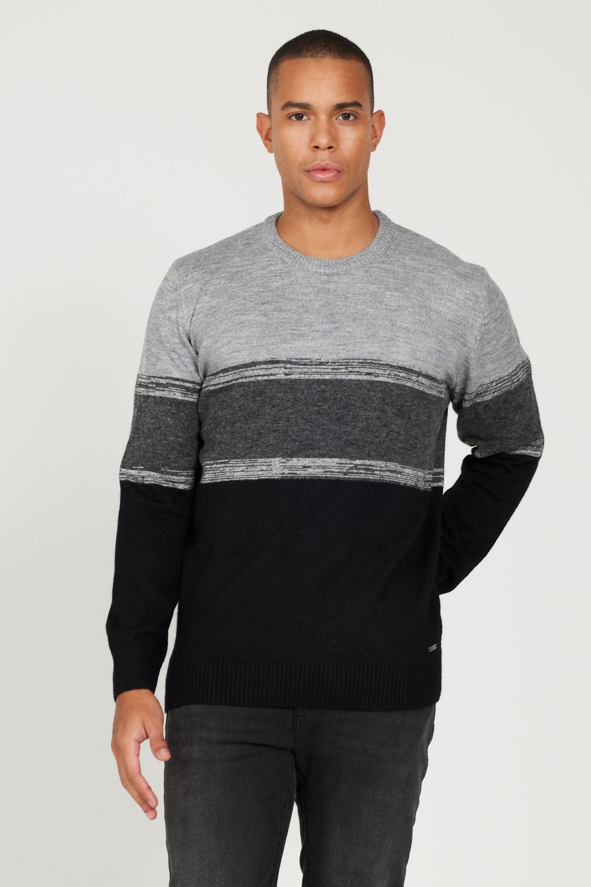 Men's Gray-Black Standard Fit Normal Cut Normal Cycling Bicycle Knitwear Kazakh