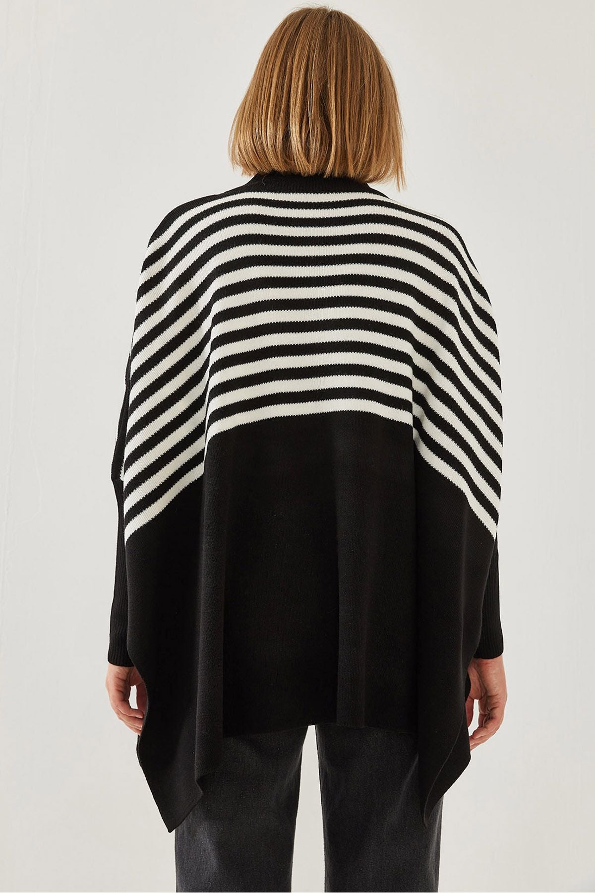 Female striped knitwear poncho 10244 60351215