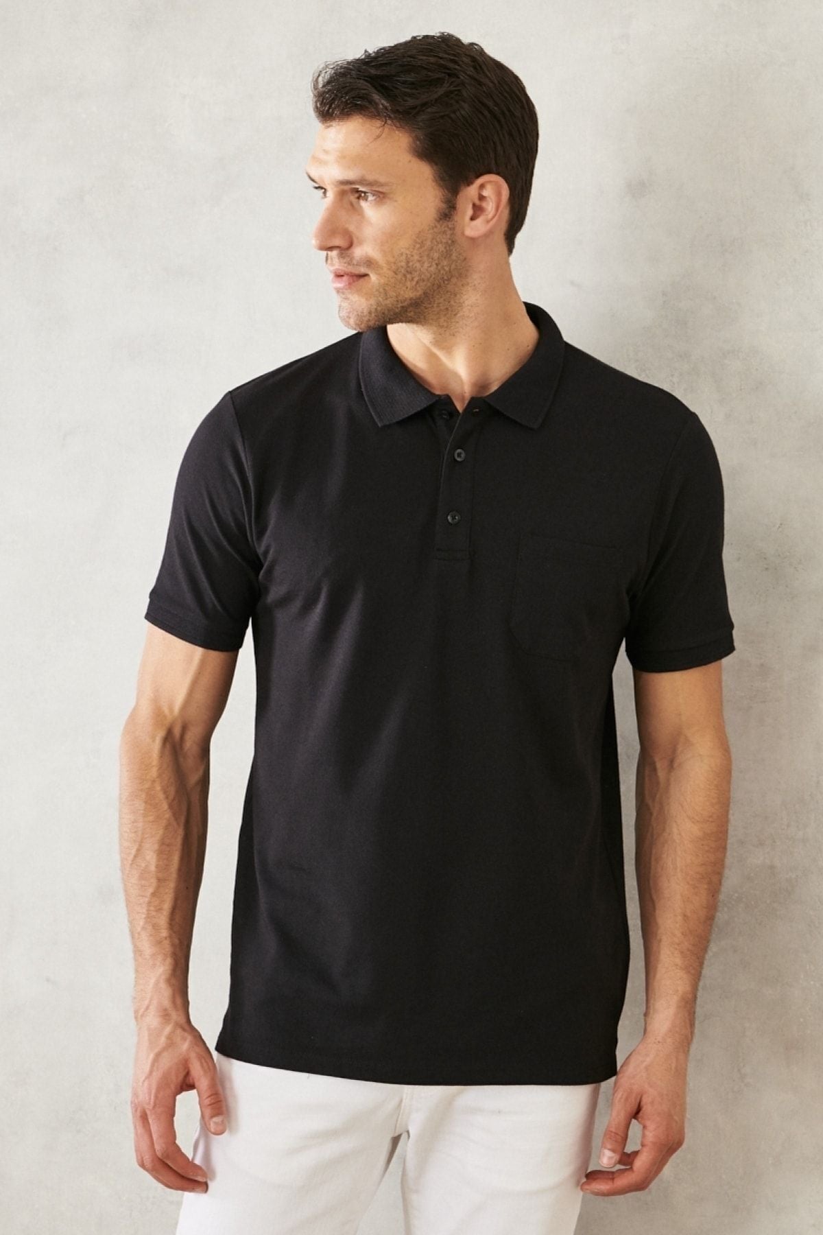 Men -drawn cotton fabric regular fit comfortable cut dark black curved polo collar t -shirt