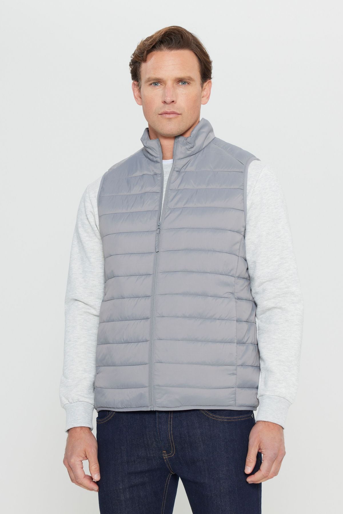 Men's gray swell