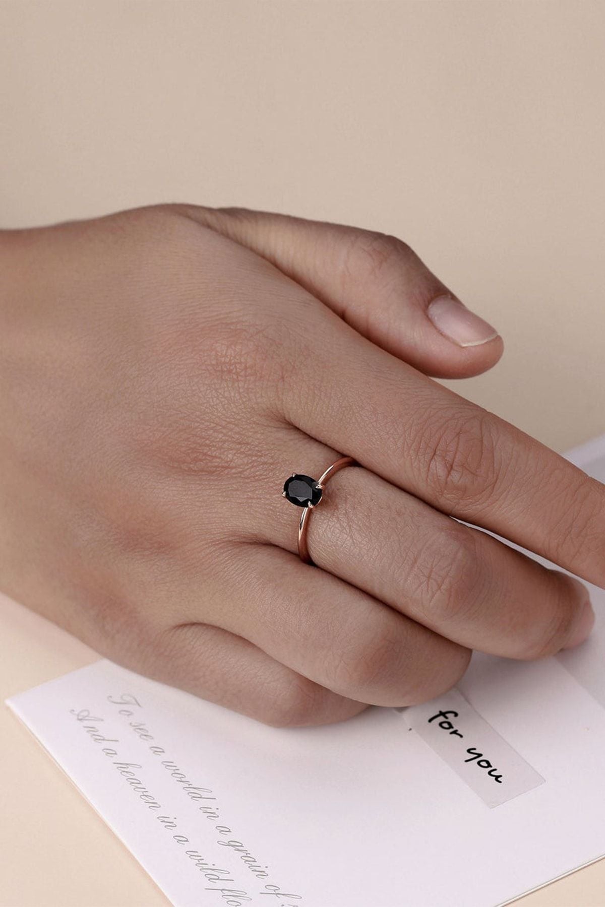 Oval -toothed model black zircon stone 14k rose gold plated woman ring