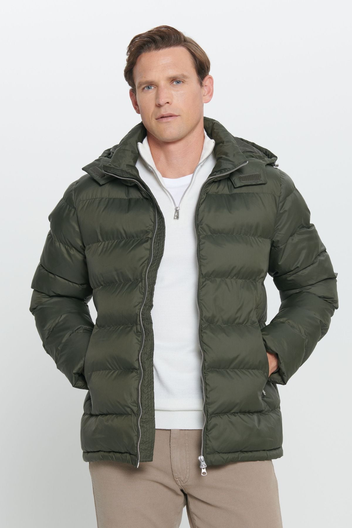 Men's Khaki standard fit normal cut should come out hooded upright collar coat