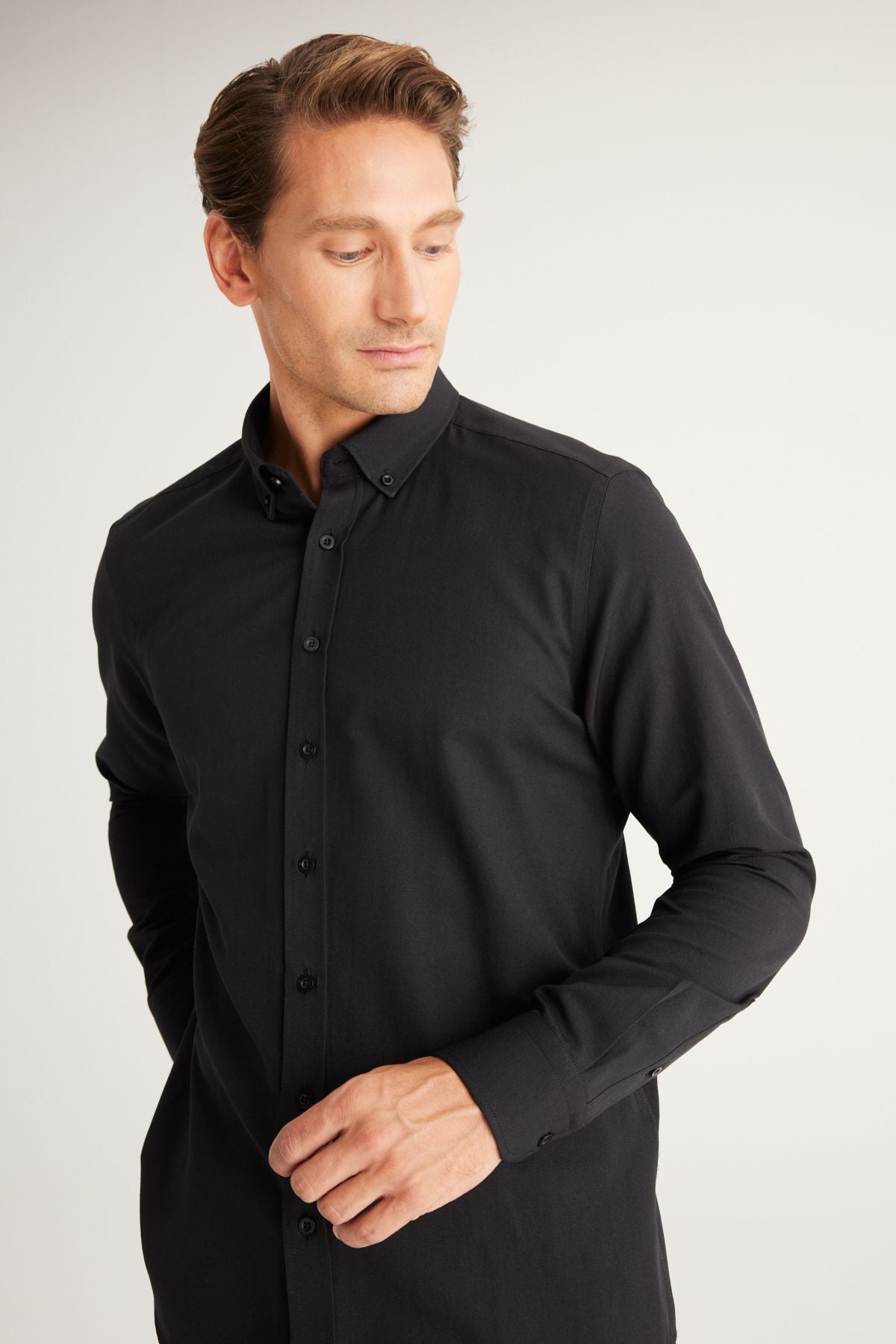 Men's Oxford Black button collar easy to ironed cotton slim fit narrow cut shirt
