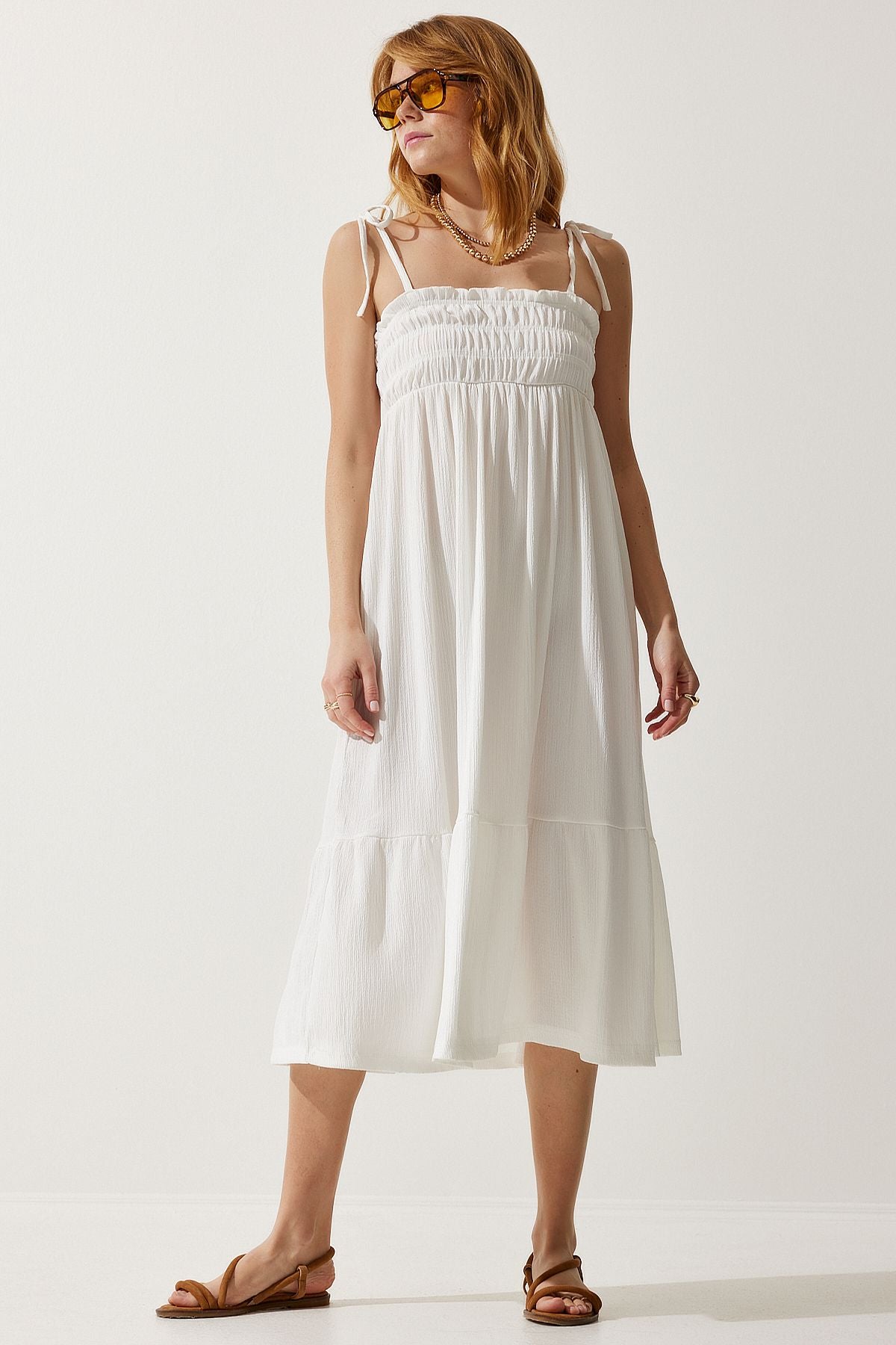 Woman White Hanger Krinkıl Summer Knitting Dress UB00250