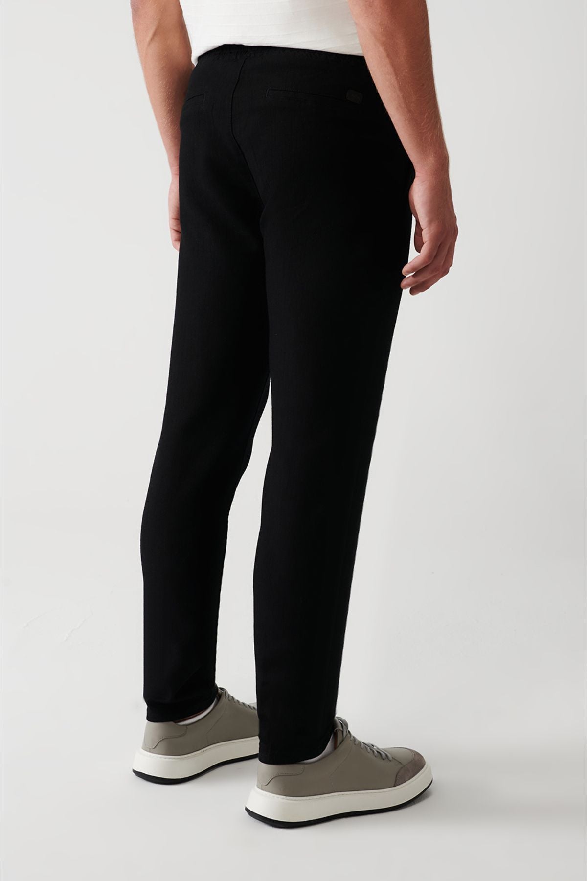 Men's black side pocket with waist tire 100 %cotton linen textured pants E003052