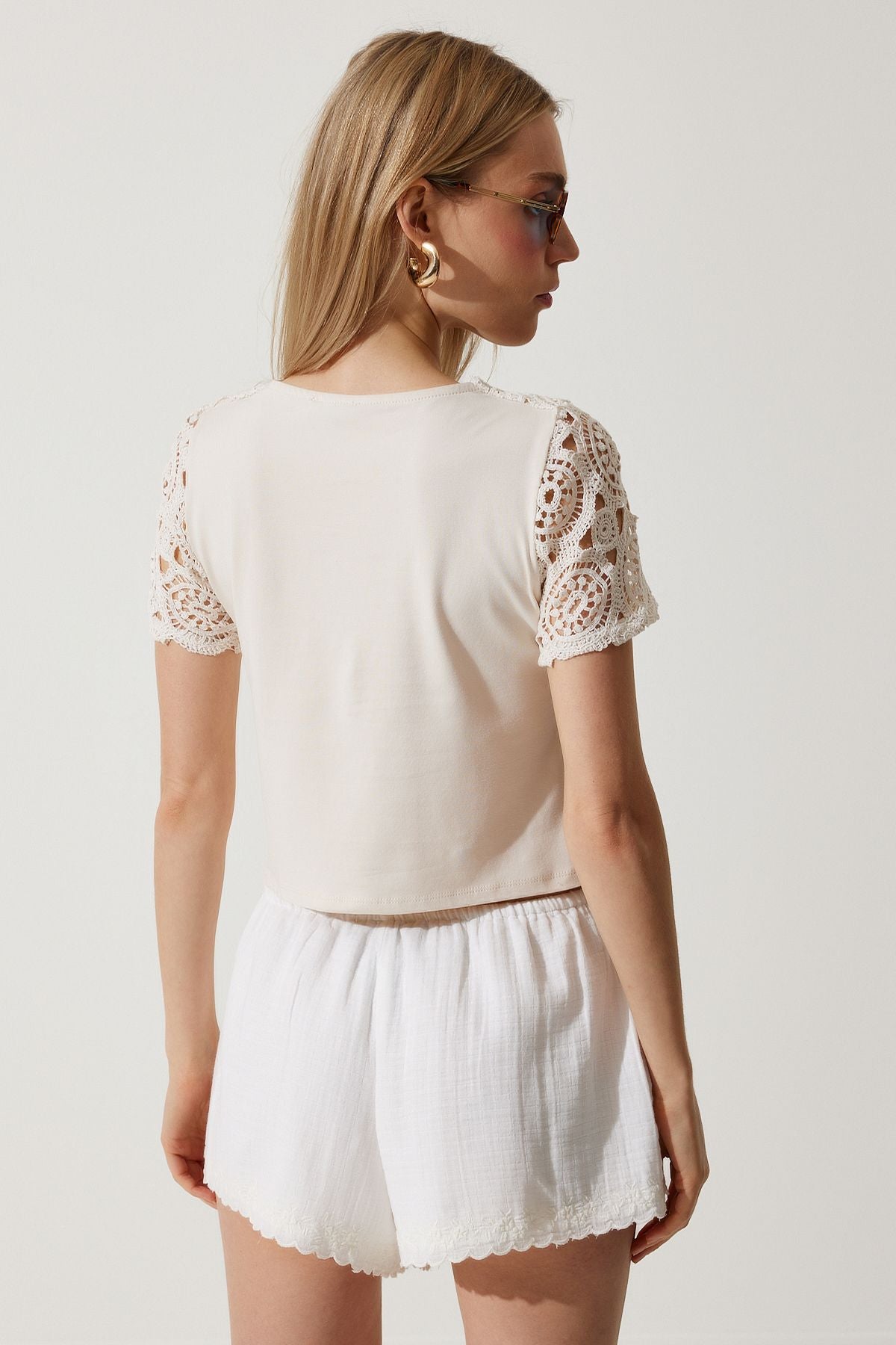 Women's Cream Lace Linen blouse TP00043