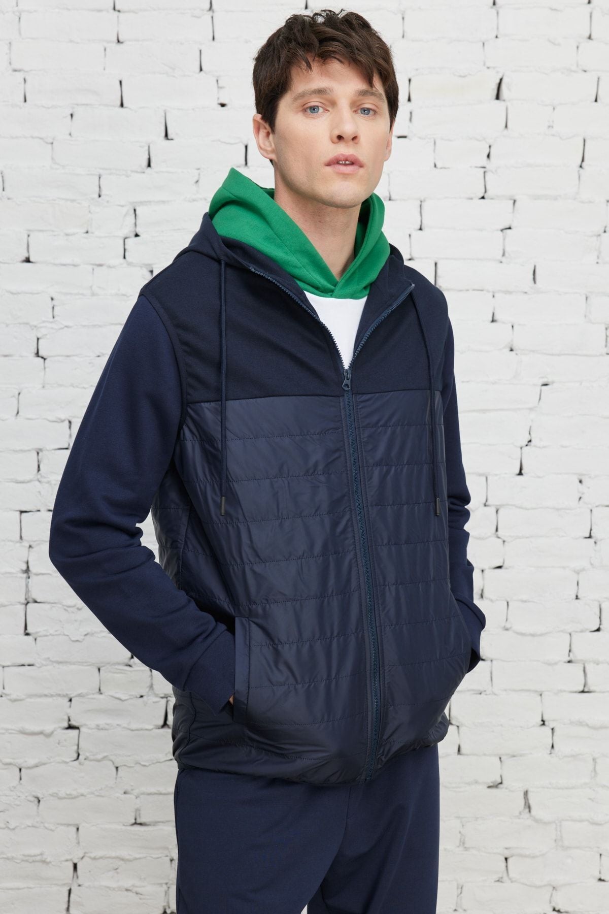Men's Navy Blue Standard Fit Normal Cut Hooded Cotton Sweatshirt Vest