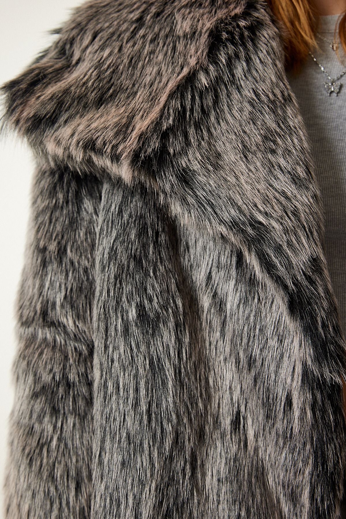 Gray Premium wide collar artificial fur jacket FN03169