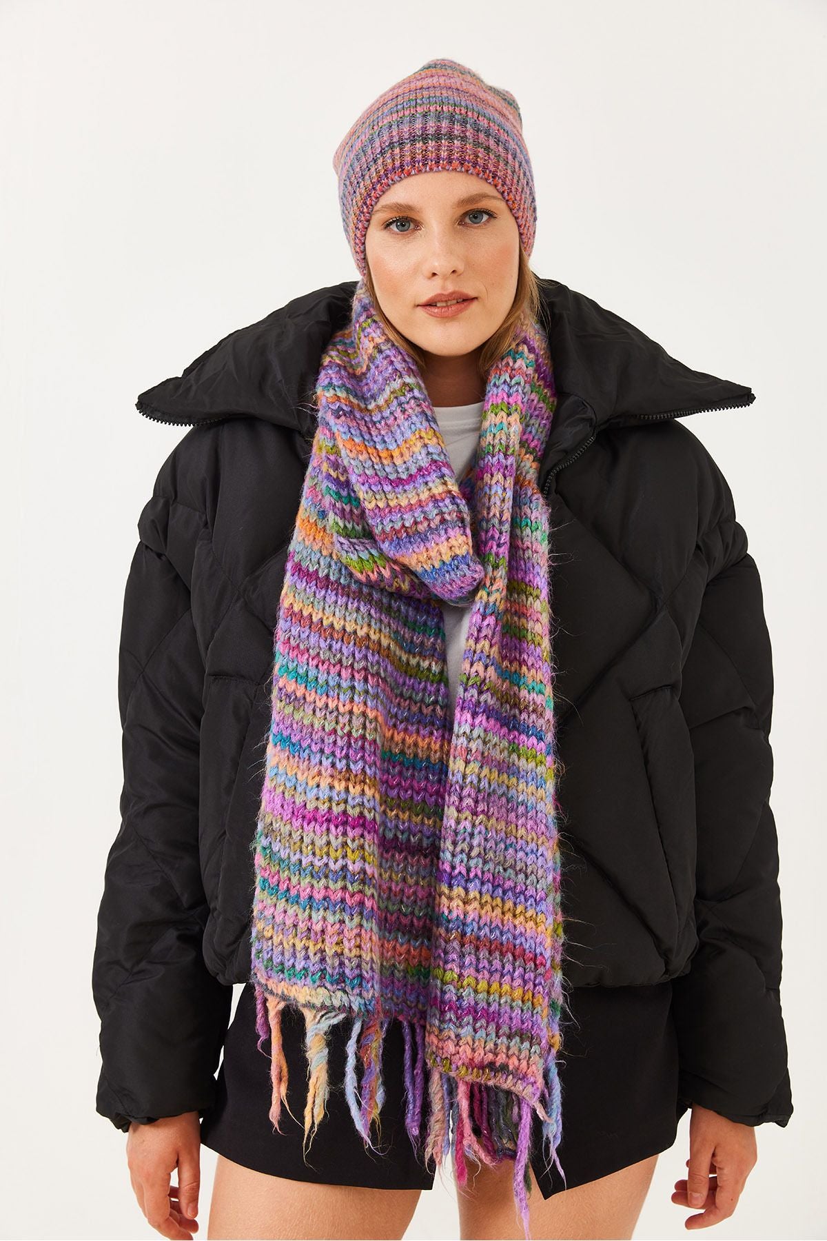 Female Beret Works 20246276