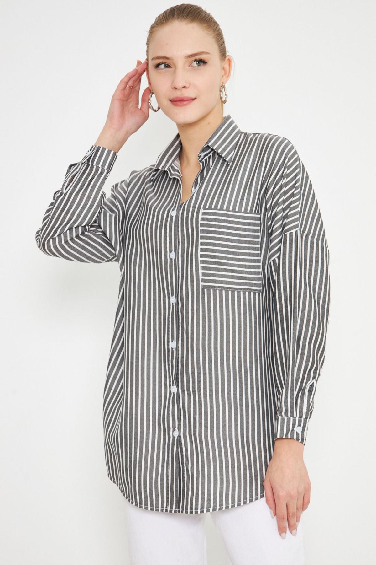 Woman anthracite striped long arm pocket detailed back Pleated Oversize shirt ARM-25K001069