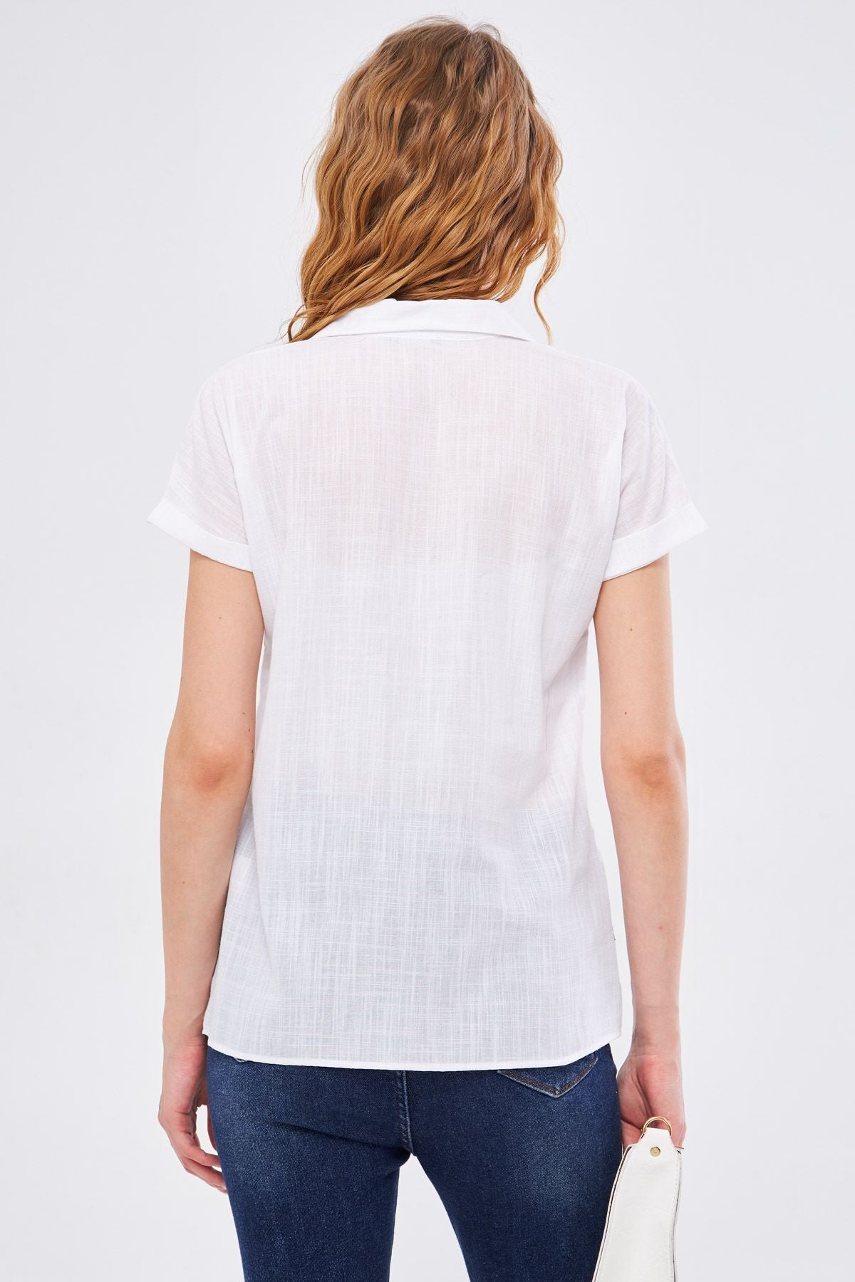 Woman White Short Sleeve Linen Shirt ARM-24Y001038