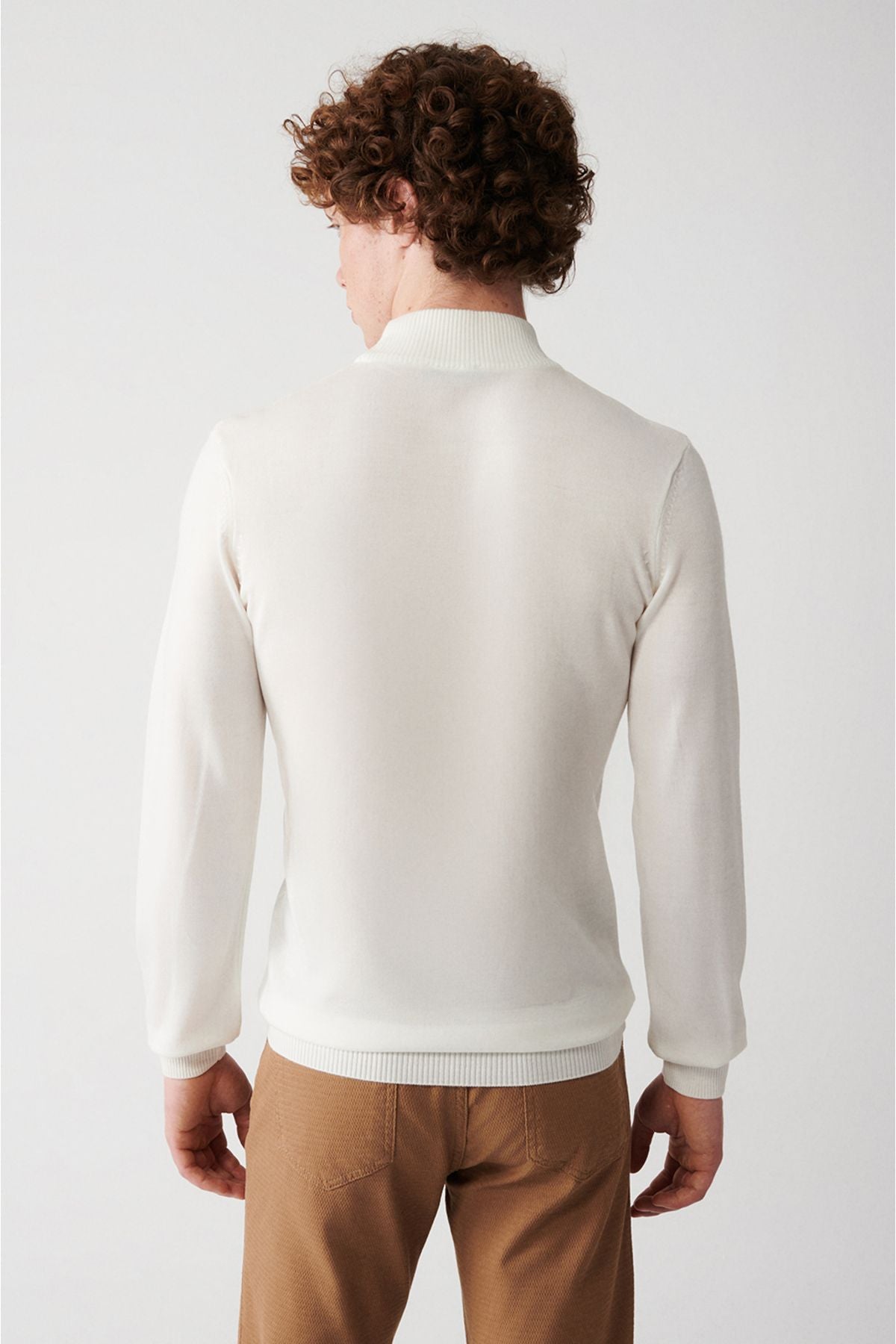 Men's White Unisex Knitwear Sweater Half Turtleneck Non-Pilling Regular Fit E005001