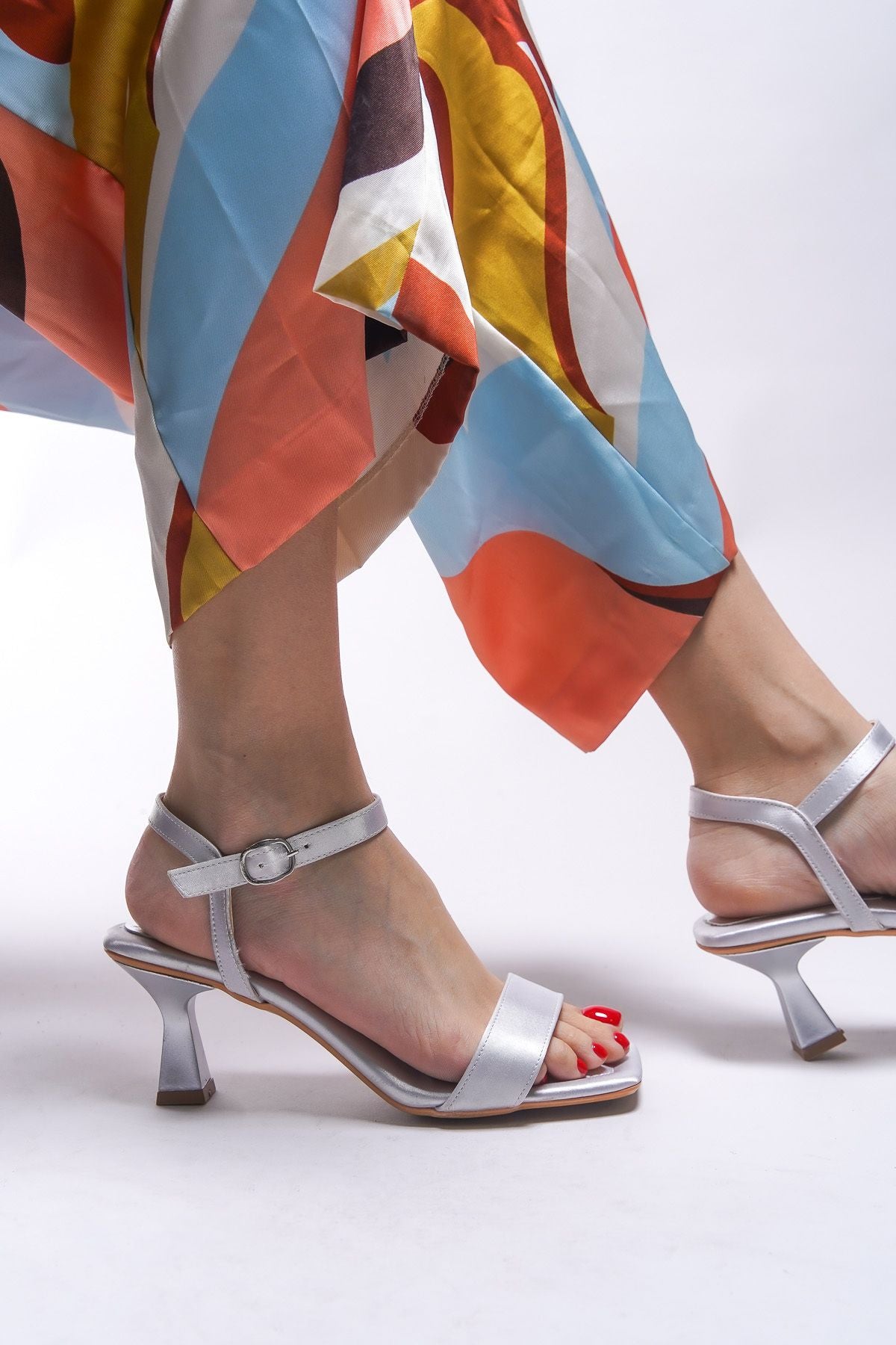Ameradyl Women's Evening Heels Shoes 0012248 Silver Satin