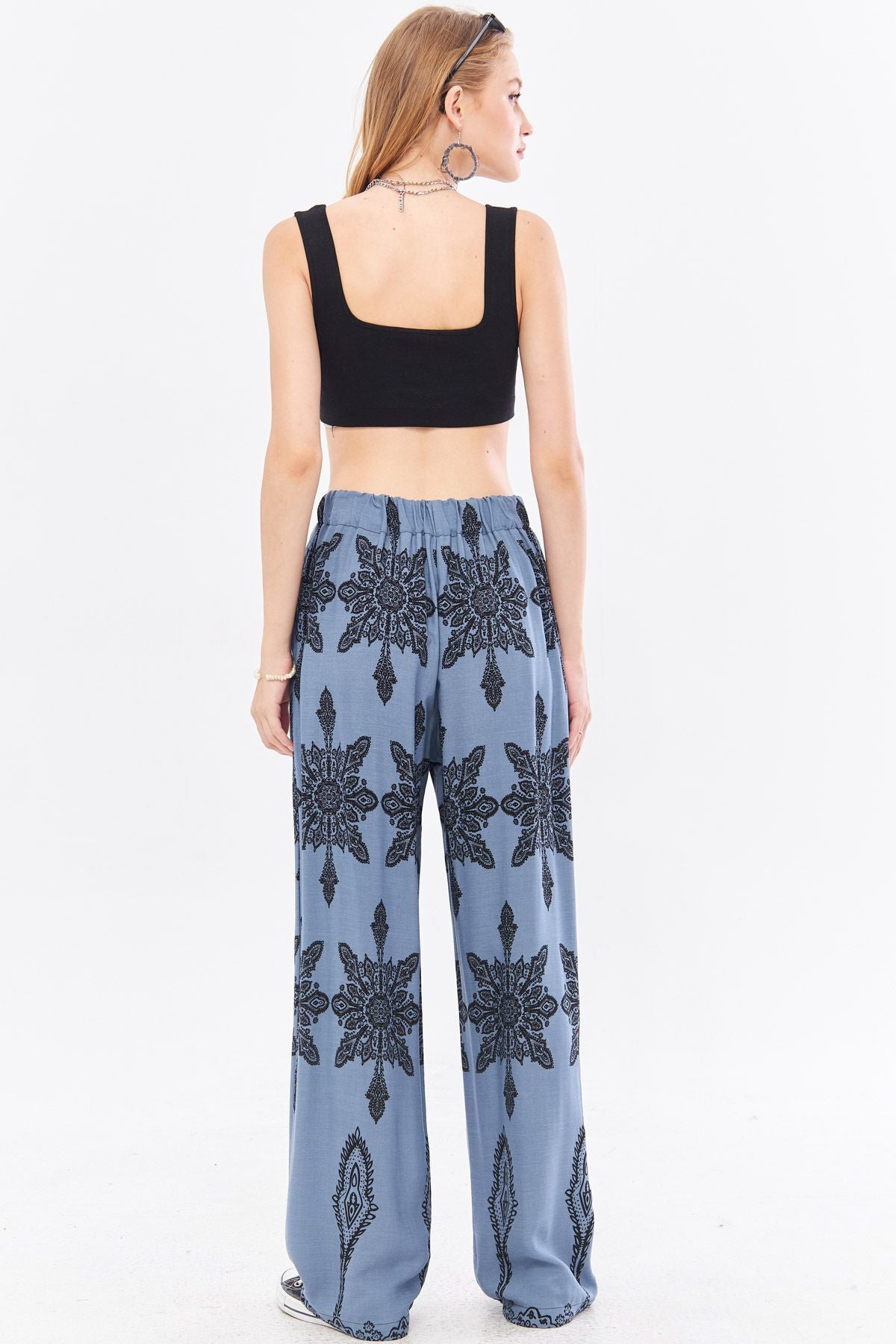 Woman Indigo Patterned Plenty of Pacha Pants Arm-23001124