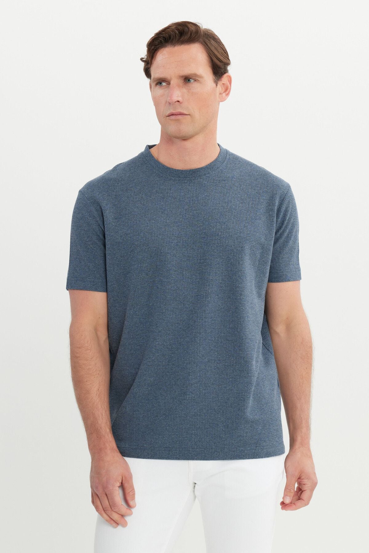 Men's indigo cotton modern fit comfortable cut bicycle collar wafer patterned T -shirt