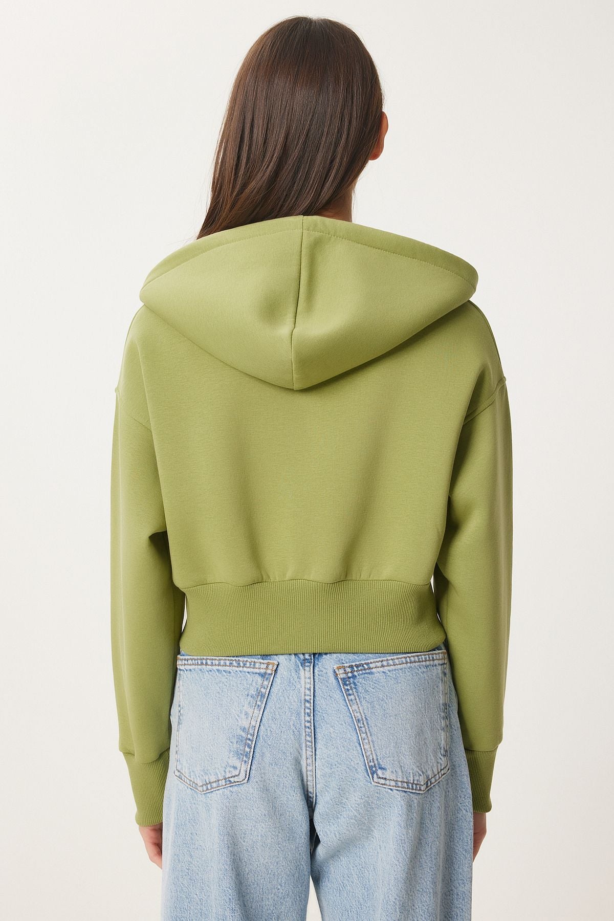 Female peanut green hoods