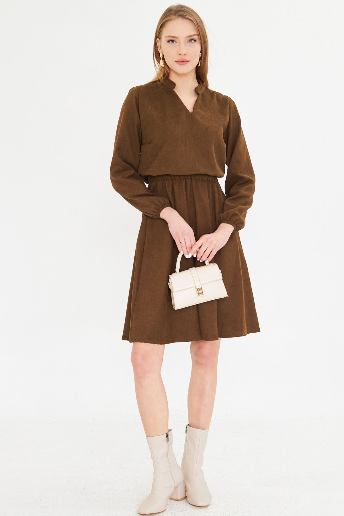 Female Khaki Velvet V-Yaka Waist Tire Thin Fravable Clash Dress ARM-25K001049