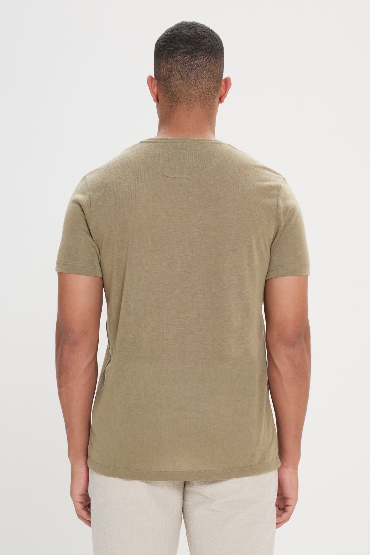 Men's Khaki Slim Fit Narrow Cut Bike Bike Neck Linen Looking T -shirt