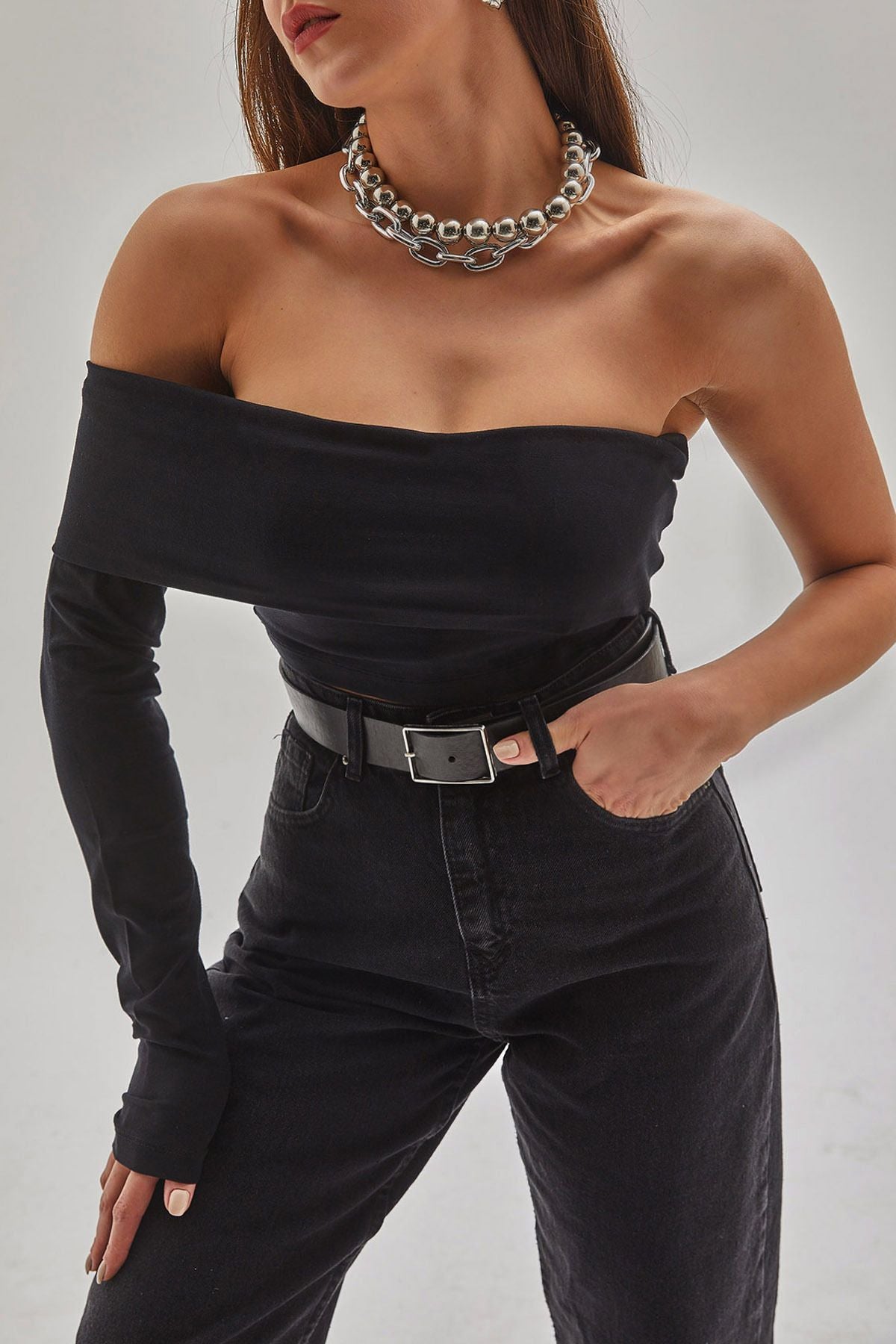 WOMEN'S SINGLE ARM DETAILED STRAPLEZ BLOSE 60121009