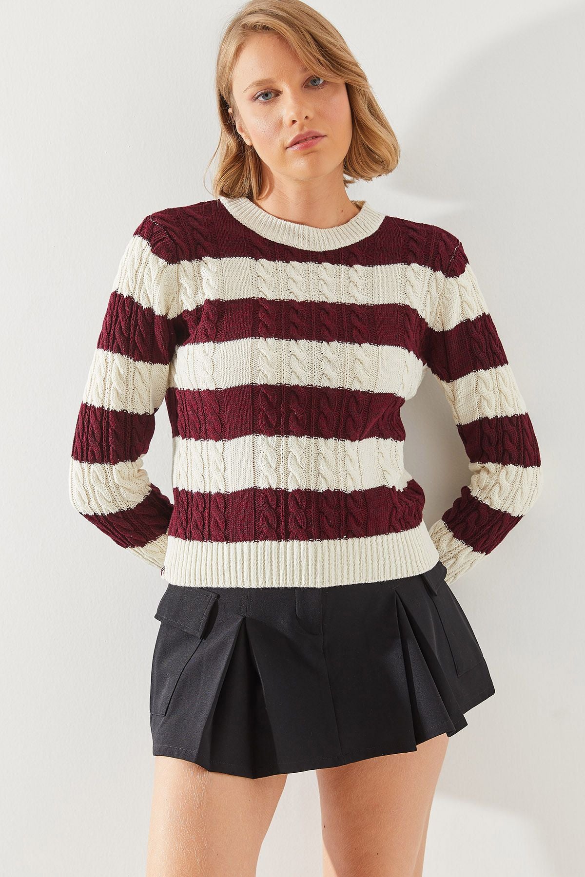 Female striped bike collar sweater 20247503