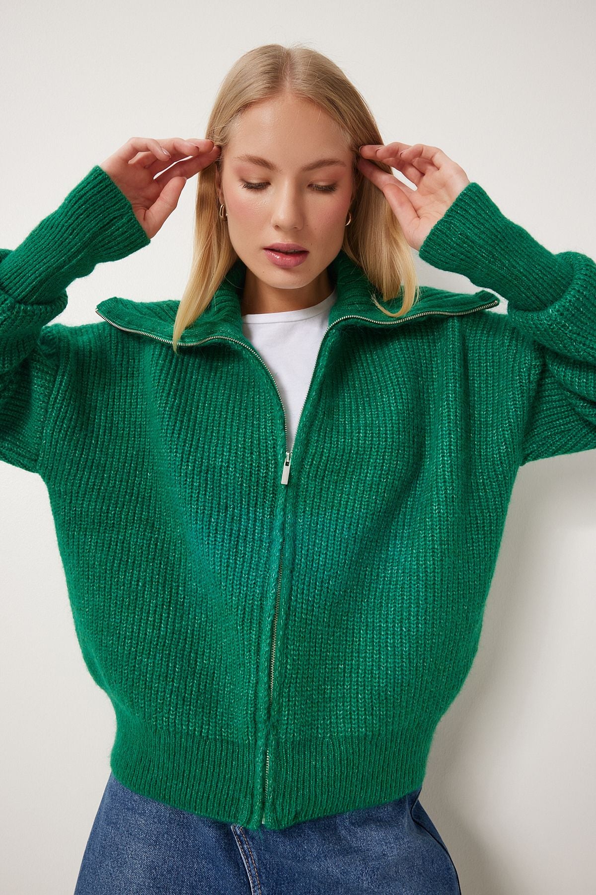 Female Green Zippered Neck knitwear cardigan MX00173
