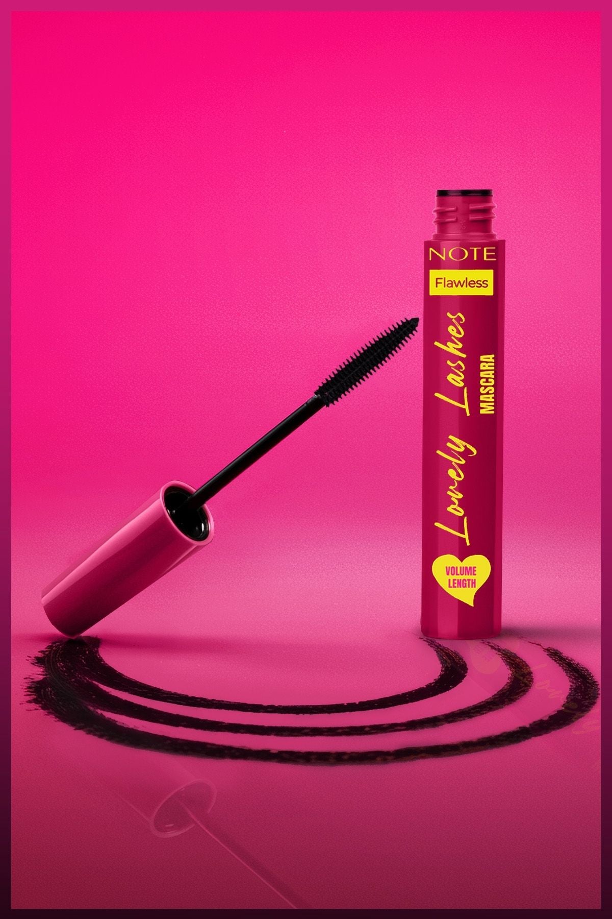 Flawless Lovely Volume and Extension Effective Mascara