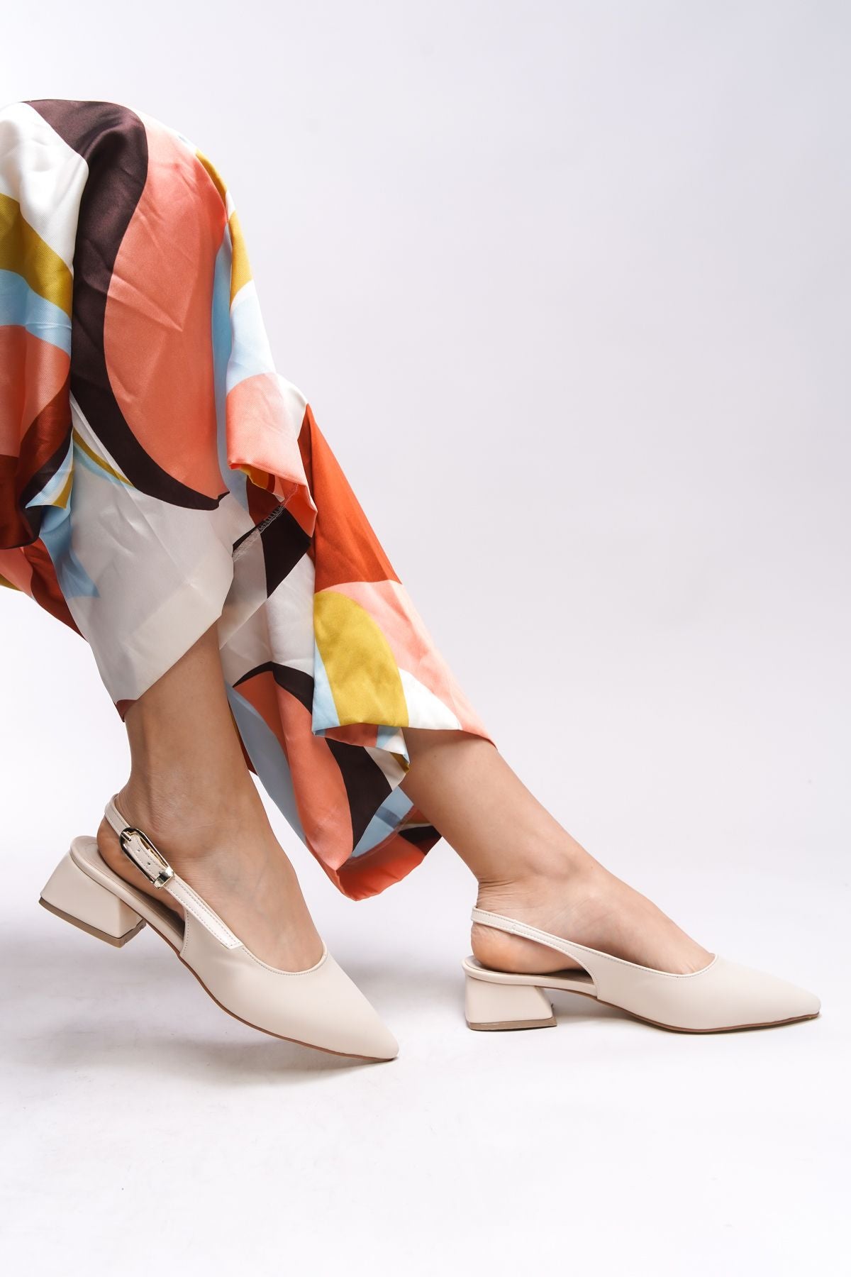 Tyltora Behind the Back of the Woman Open Pointed Nose Heeled Shoes 0012303 Skin