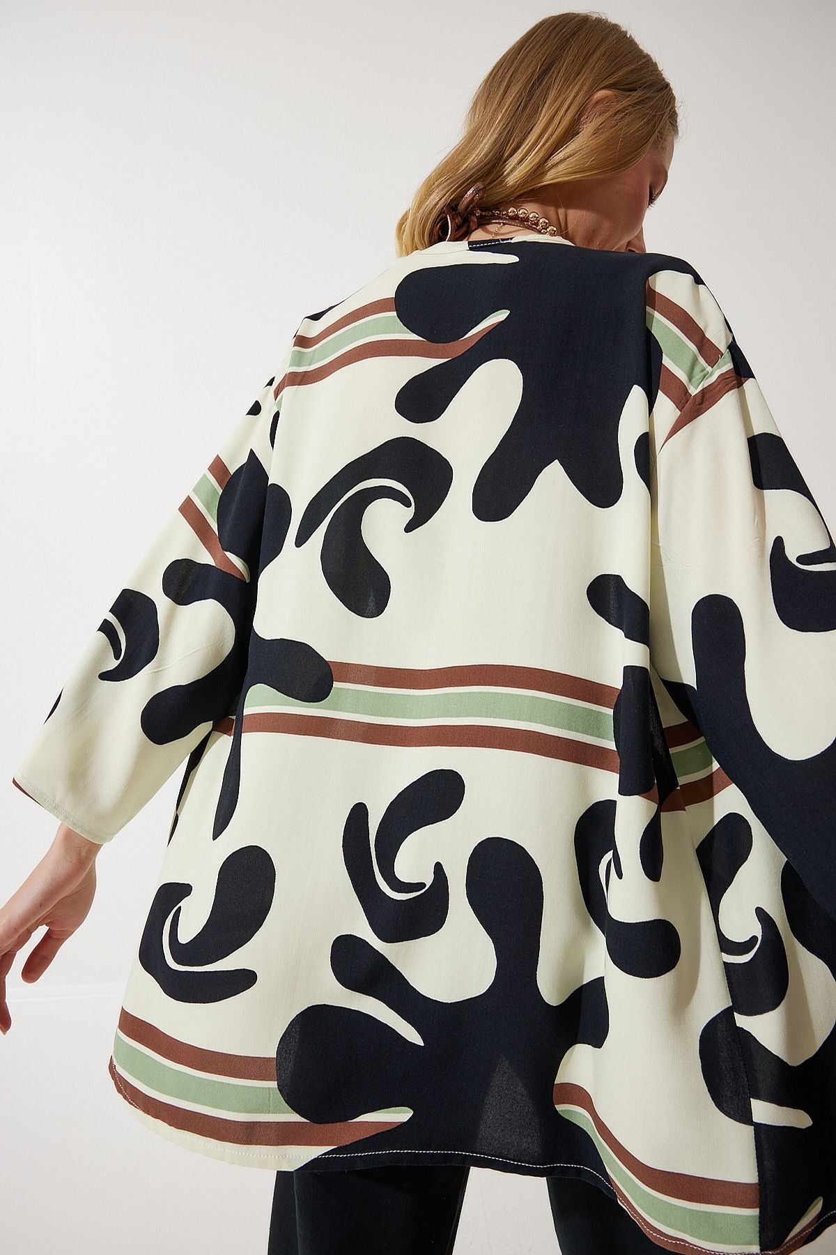 Female Black Bone Patterned Viscose Kimono EN00615