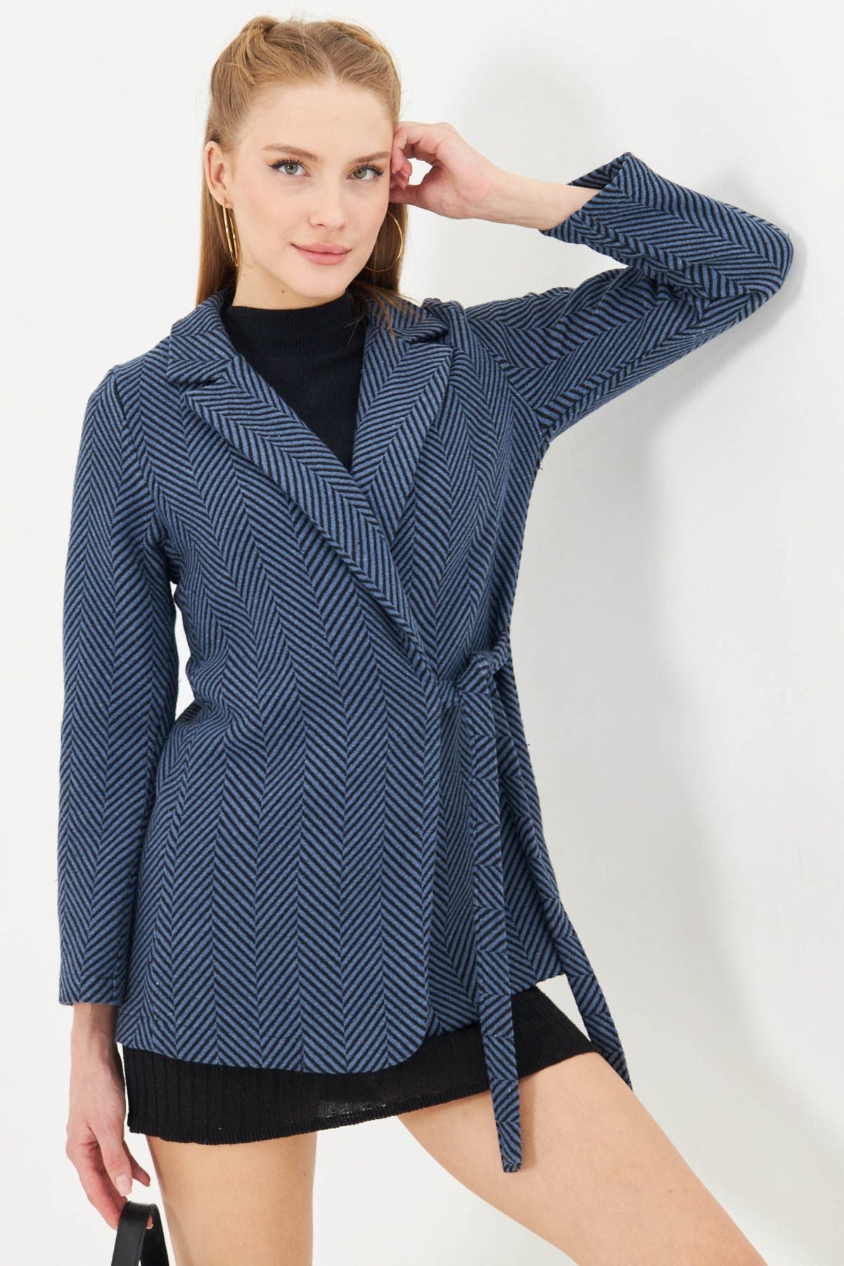 Woman Dark Blue Side Fish Pattern Pattern Stamp Jacket ARM-25K001074