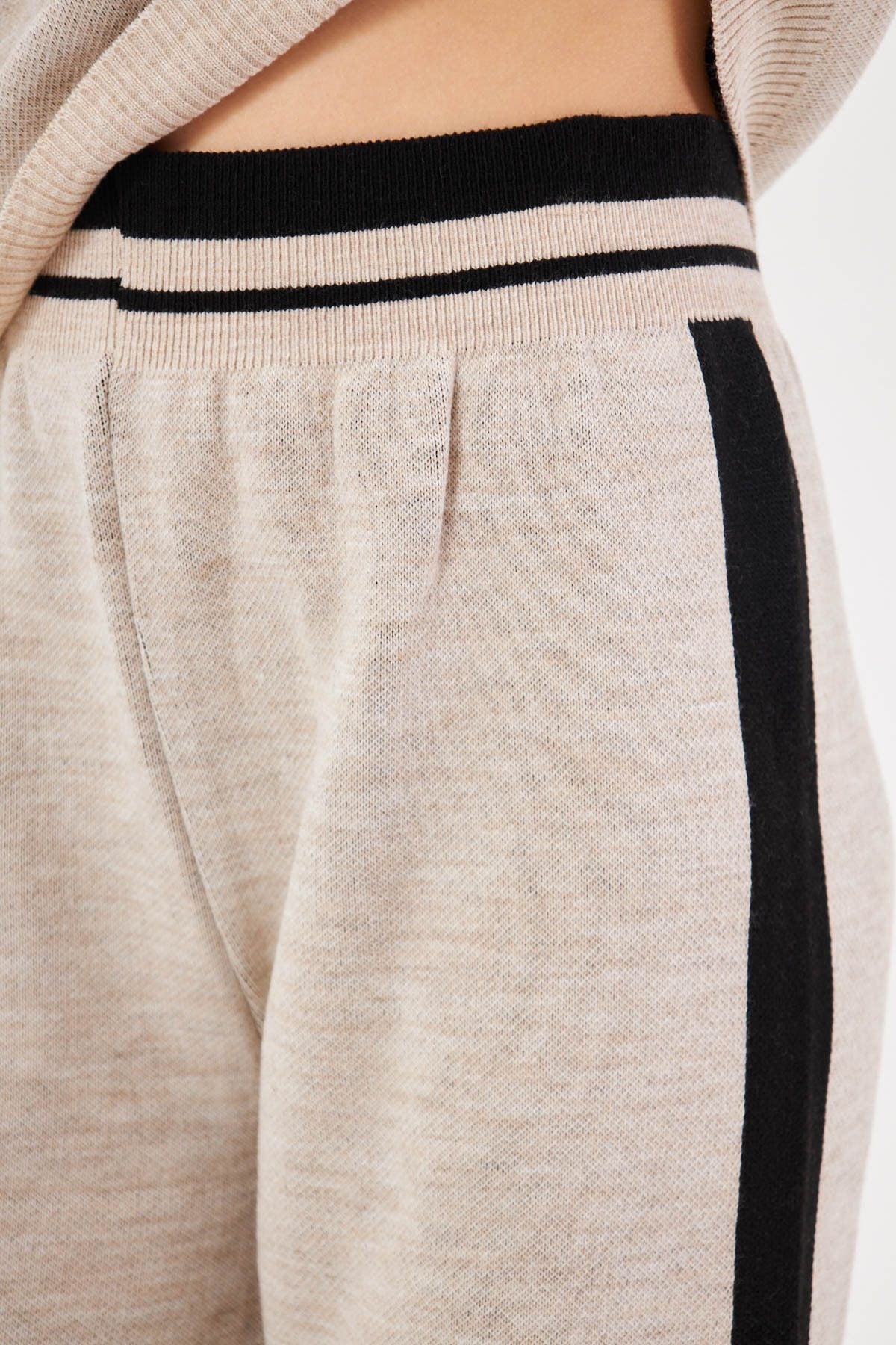 Female Beige Polo Yaka striped knitted knitted dual team ARM-25K012001