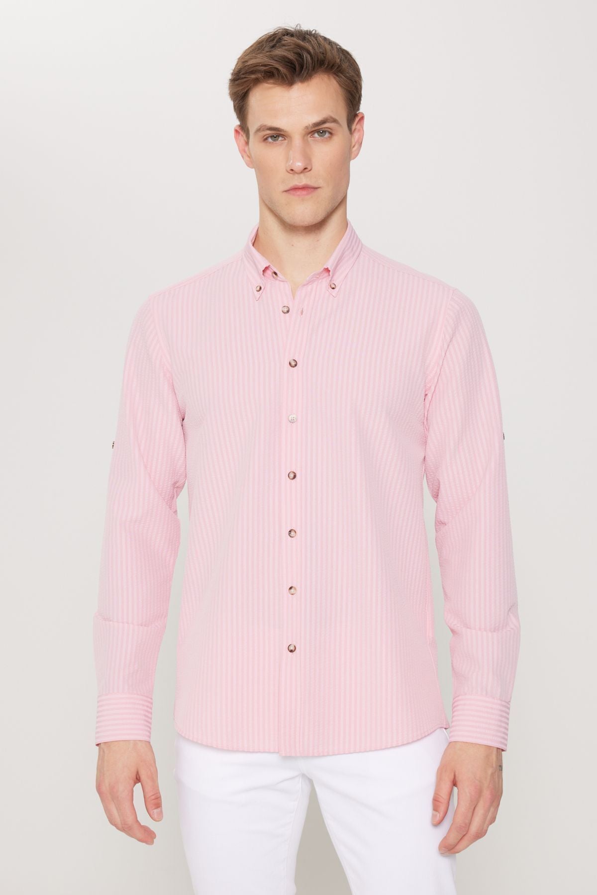 Men's pink wrinkle oxford wafer patterned slim fit narrow cut buttoned collar flexible shirt