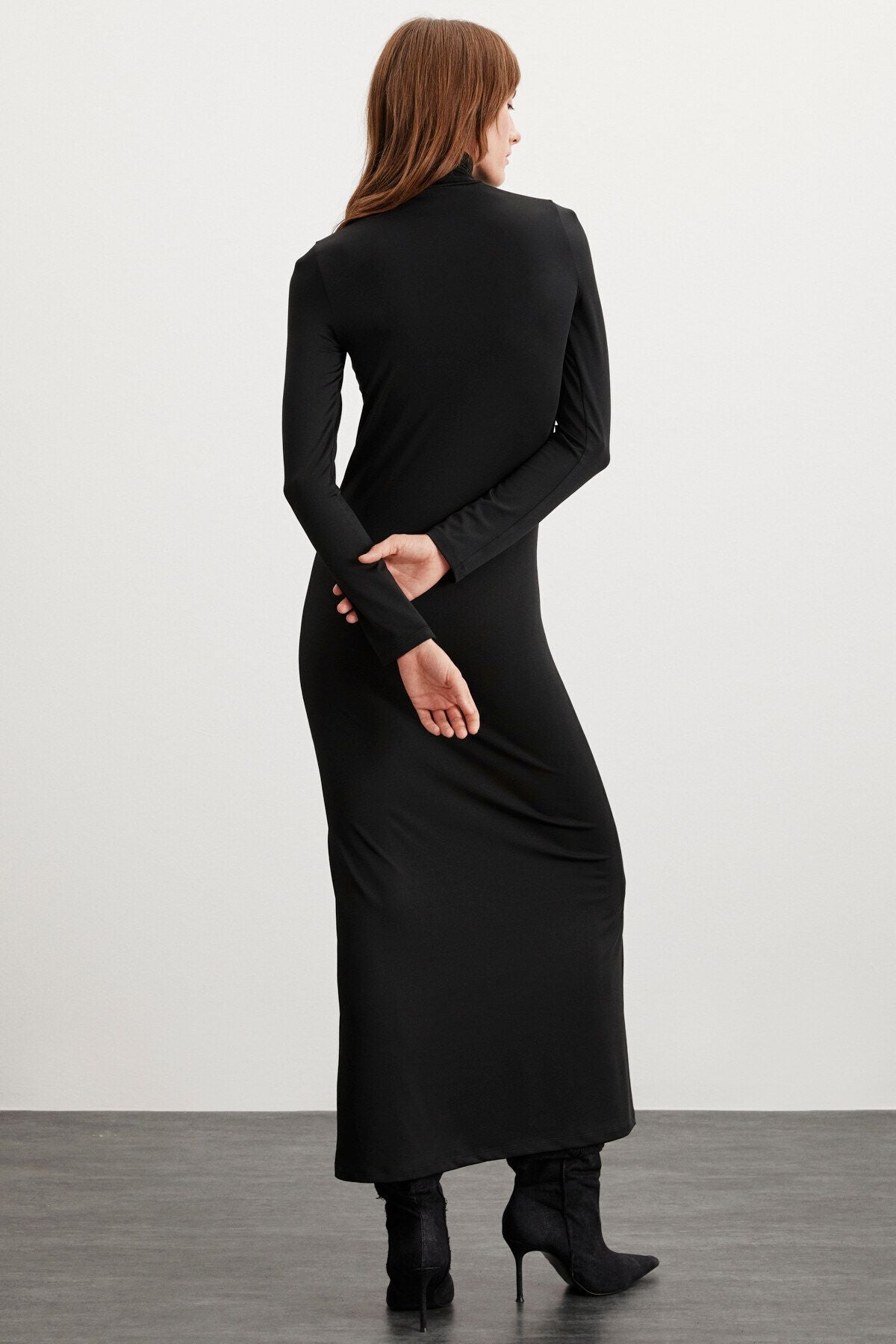 Sapphıre Woman Worn Long Sleeve Slim Fit Maxi Black Dress