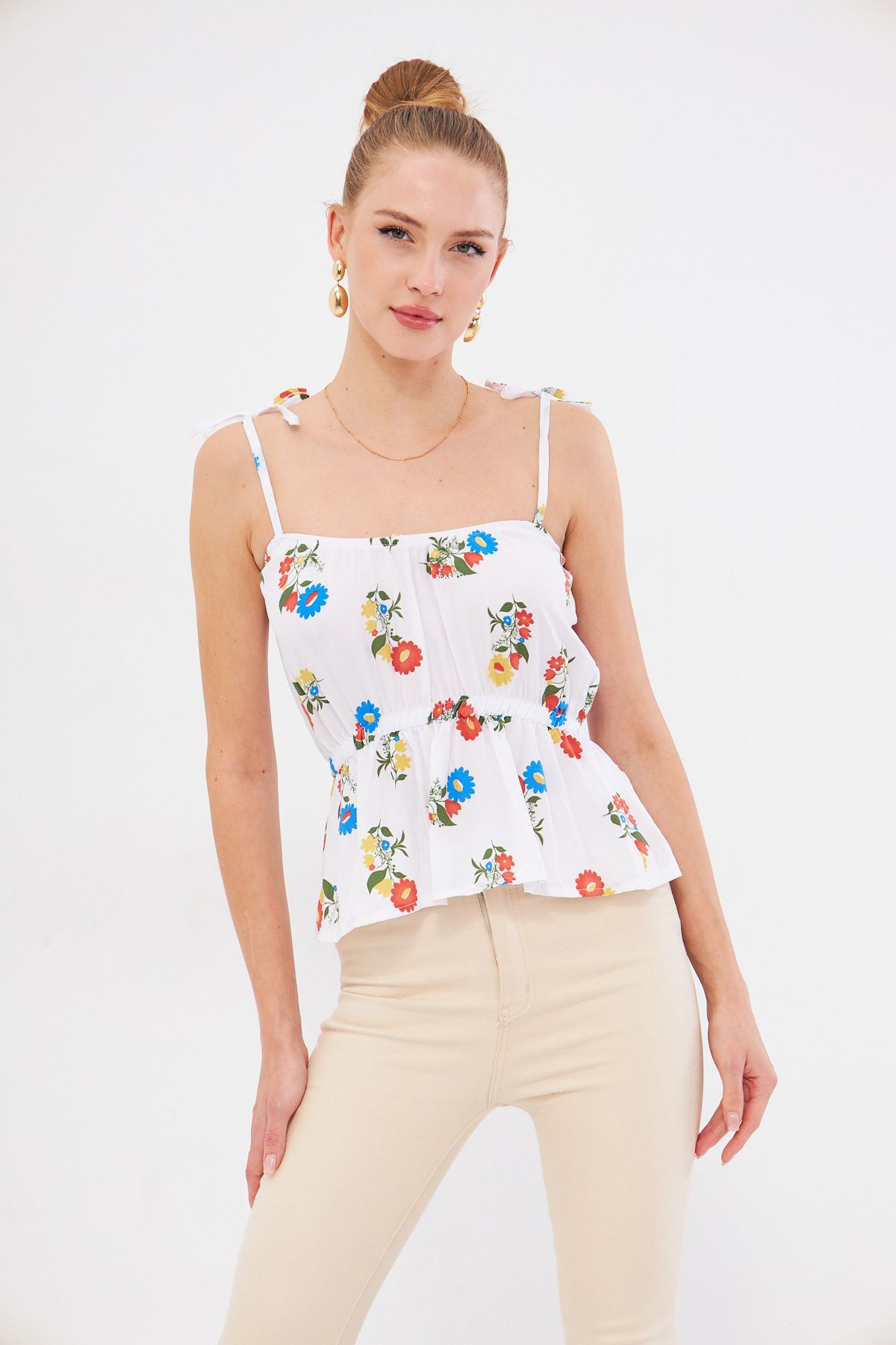 Female White Patterned Waist Waist Hangers Connect Detailed Strapless Crop blouse ARM-24Y001116