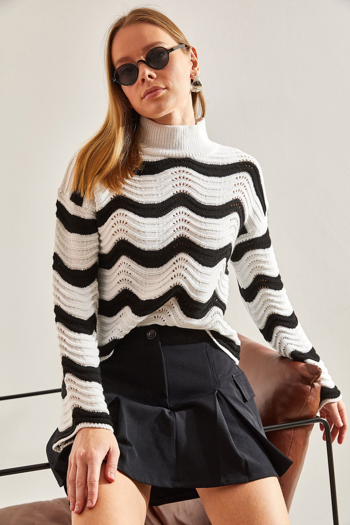 WOMEN'S PATTERNED OWNERSHIP KNOWN Sweater