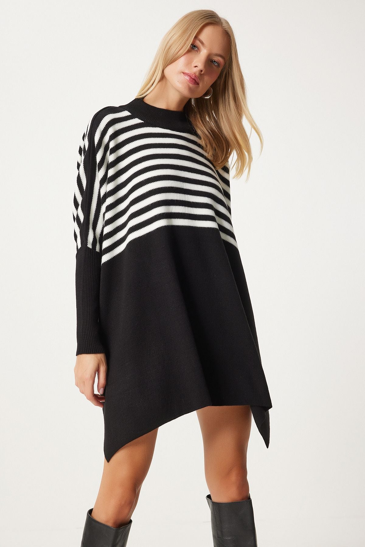 Women's black striped side slit overlawing poncho sweater DD01336