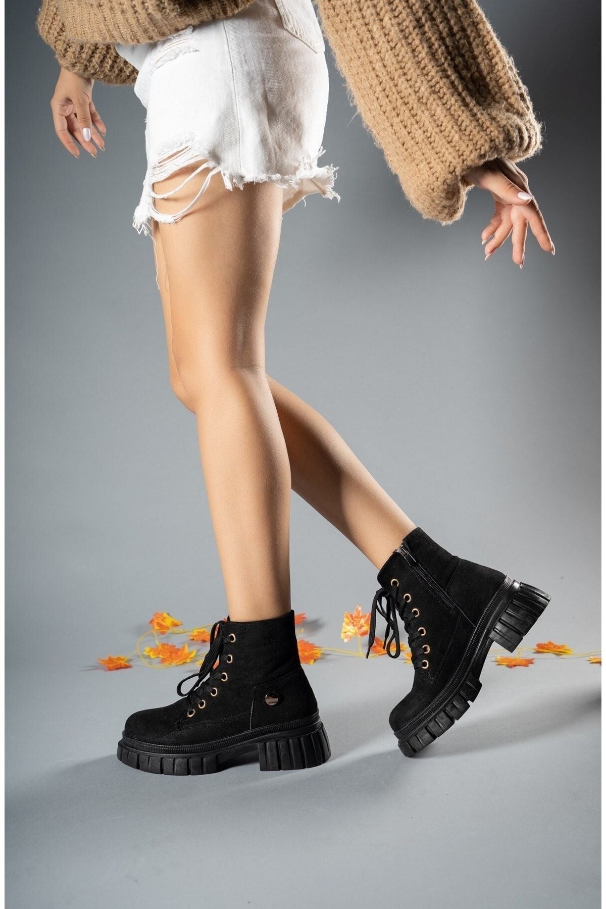 Black Suede Woman Zipper Bot 0012841