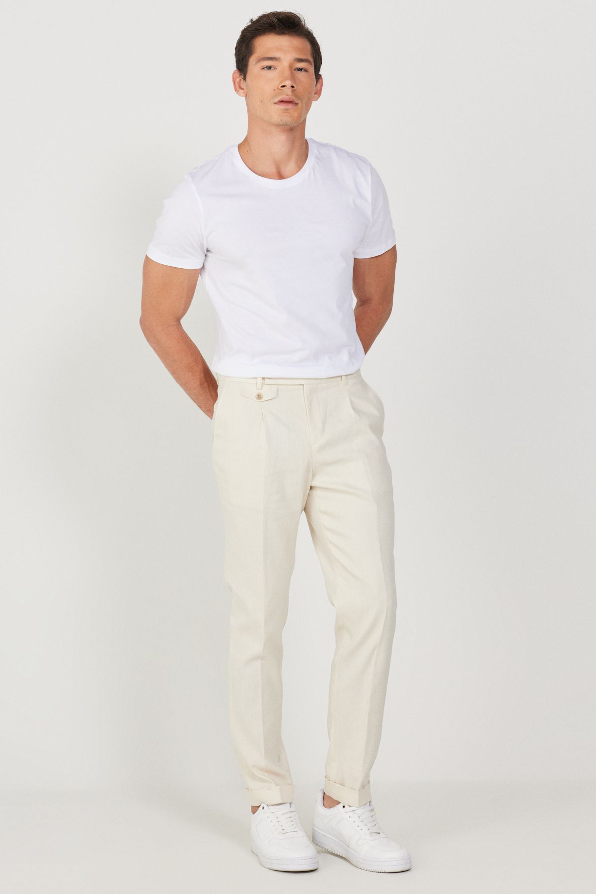 Altınyyıldız Classics Normal Waist Tight Paça Slim Fit Light Beige Men's Pants 4a0123200042