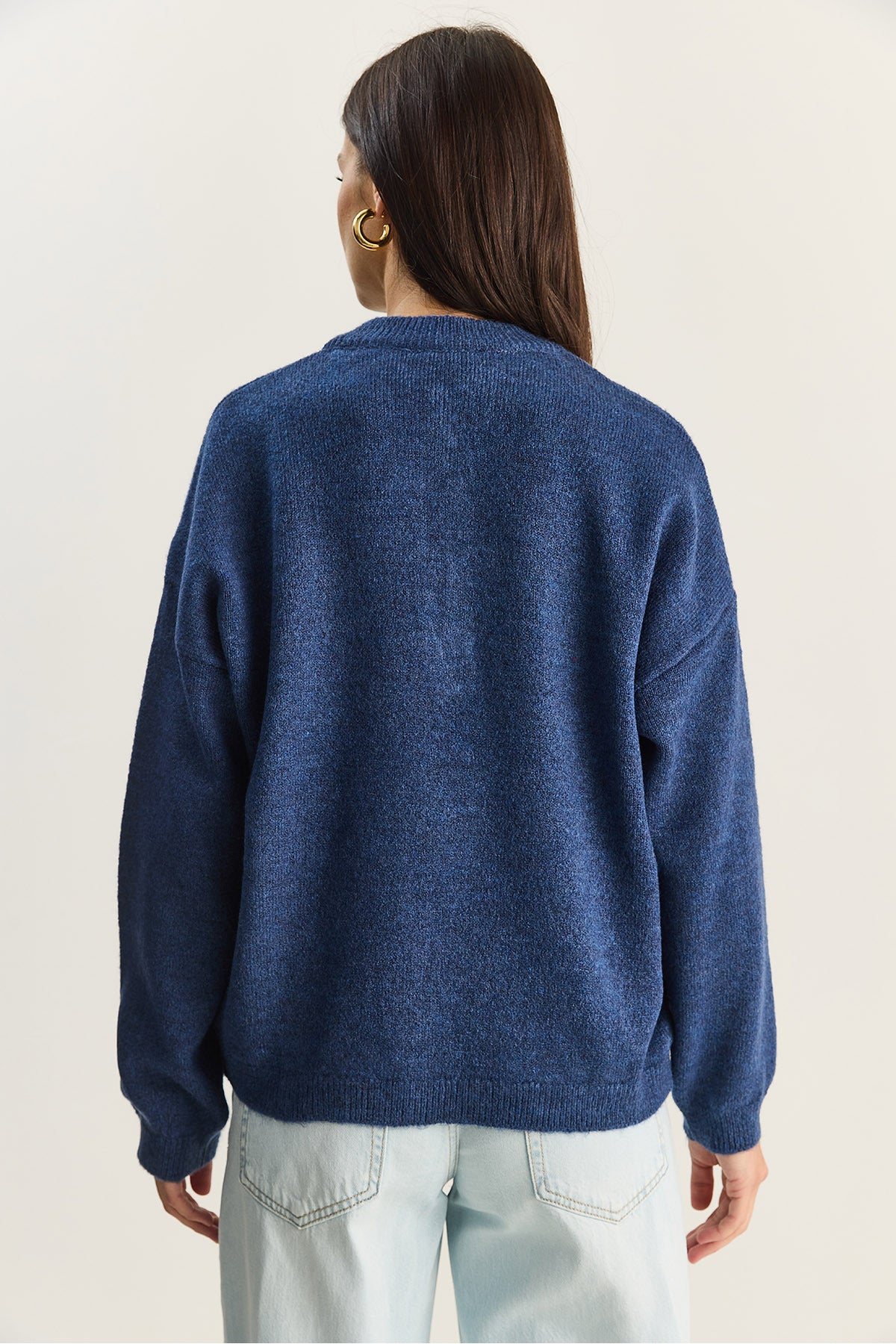 Women's Crew Neck 4 Button Regular Knitwear Sweater TK251128 60283720