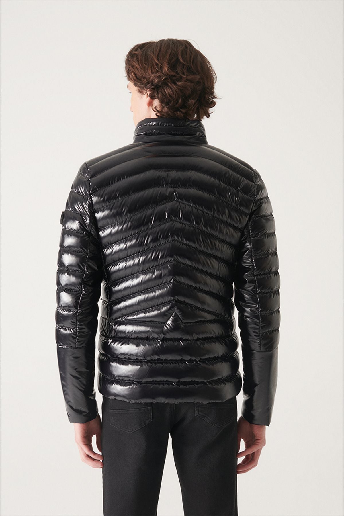 Men's black goose feather water -driven windproof bright swelling coat E006015