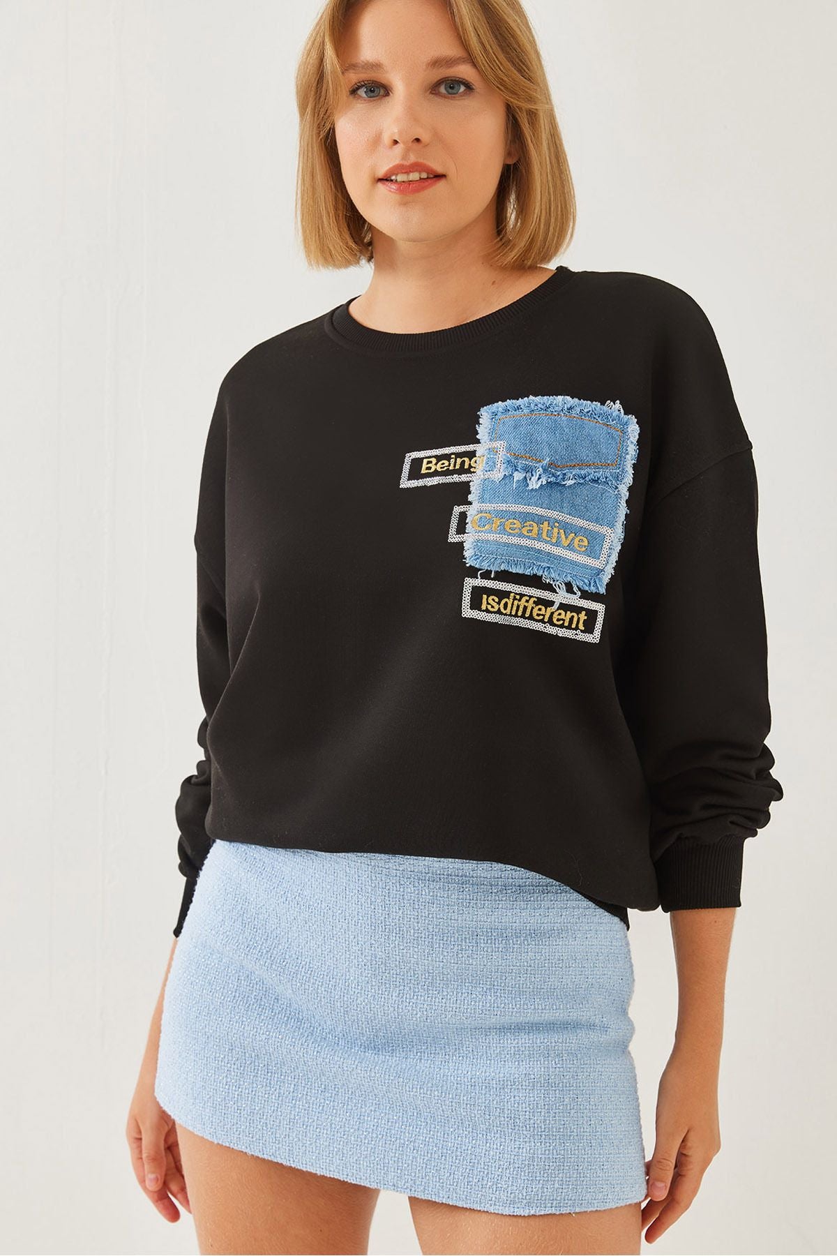Women's Jeans Detail Stone Embroidered Sweatshirt 60251841