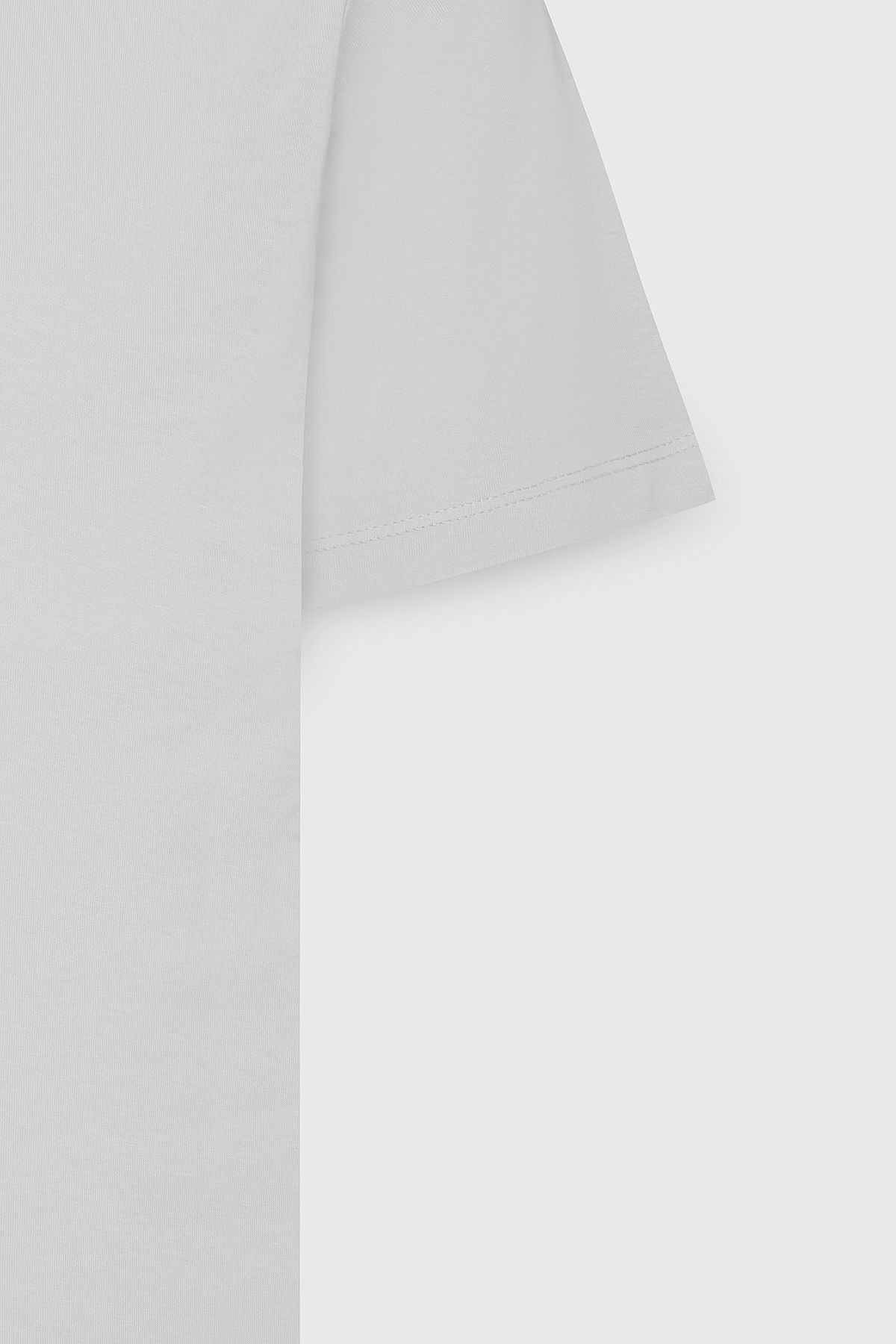 Men's white 100 %cotton slim fit narrow cut bike bike Basic T -shirt