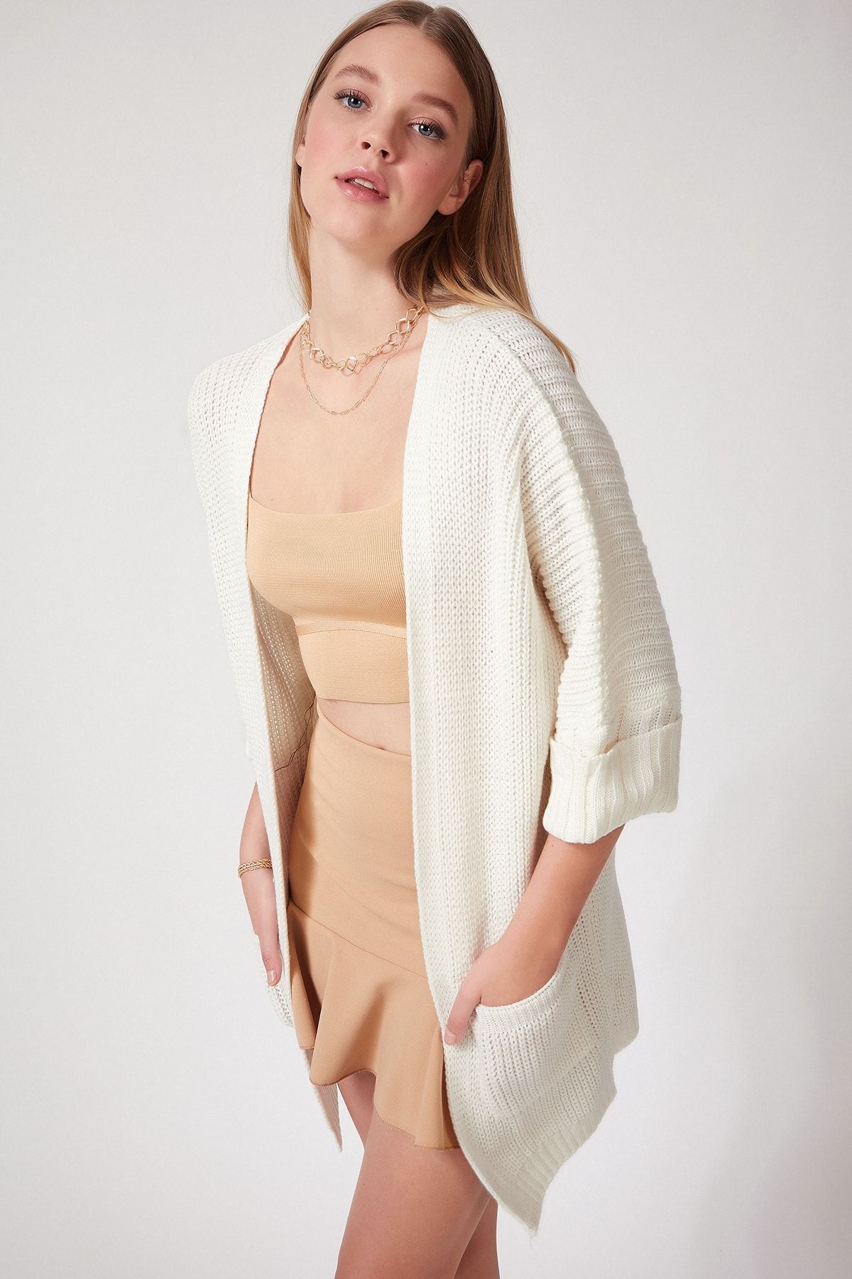 Women's Creamy White Oversize long pocket knitwear cardigan AS00003