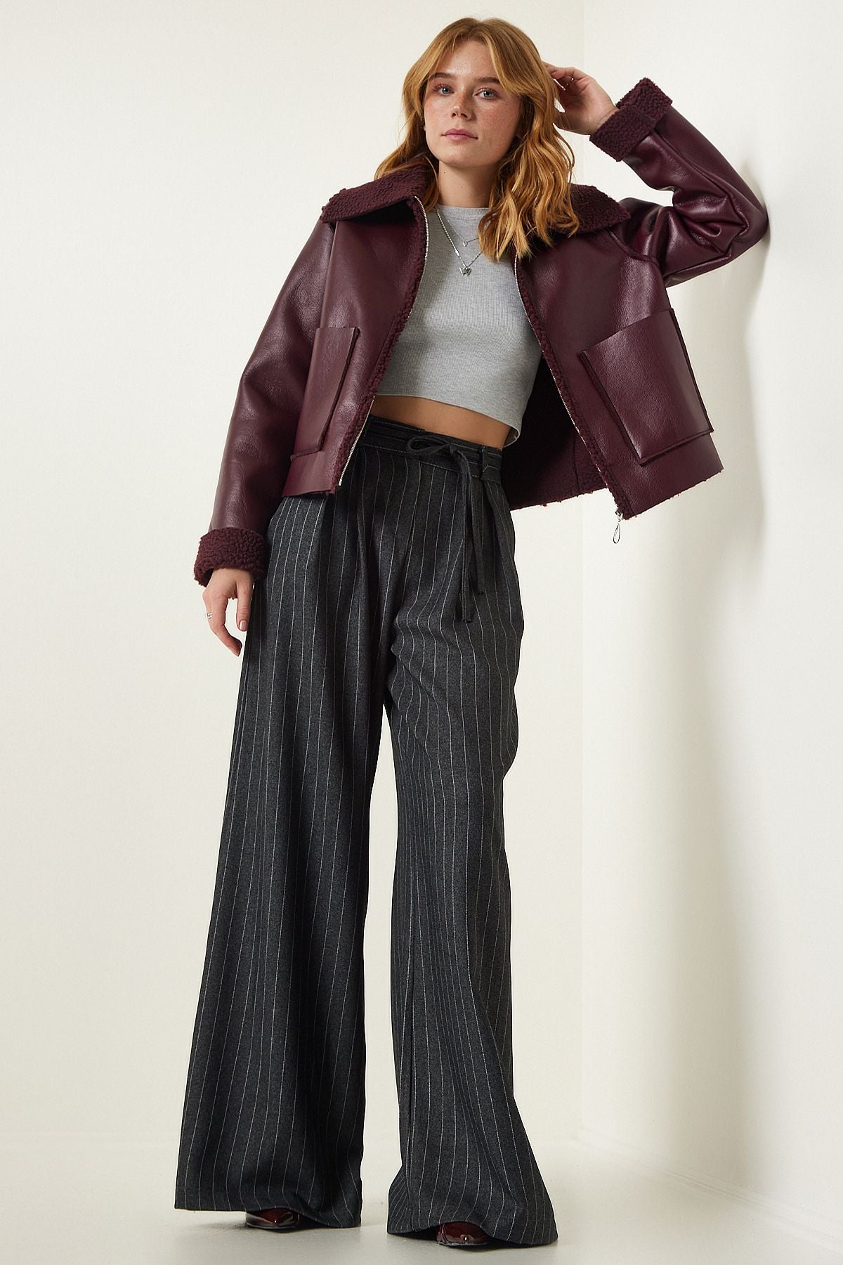 Women's Fur Fur Yaka Wide Pocket Artificial Leather Jacket TP00027
