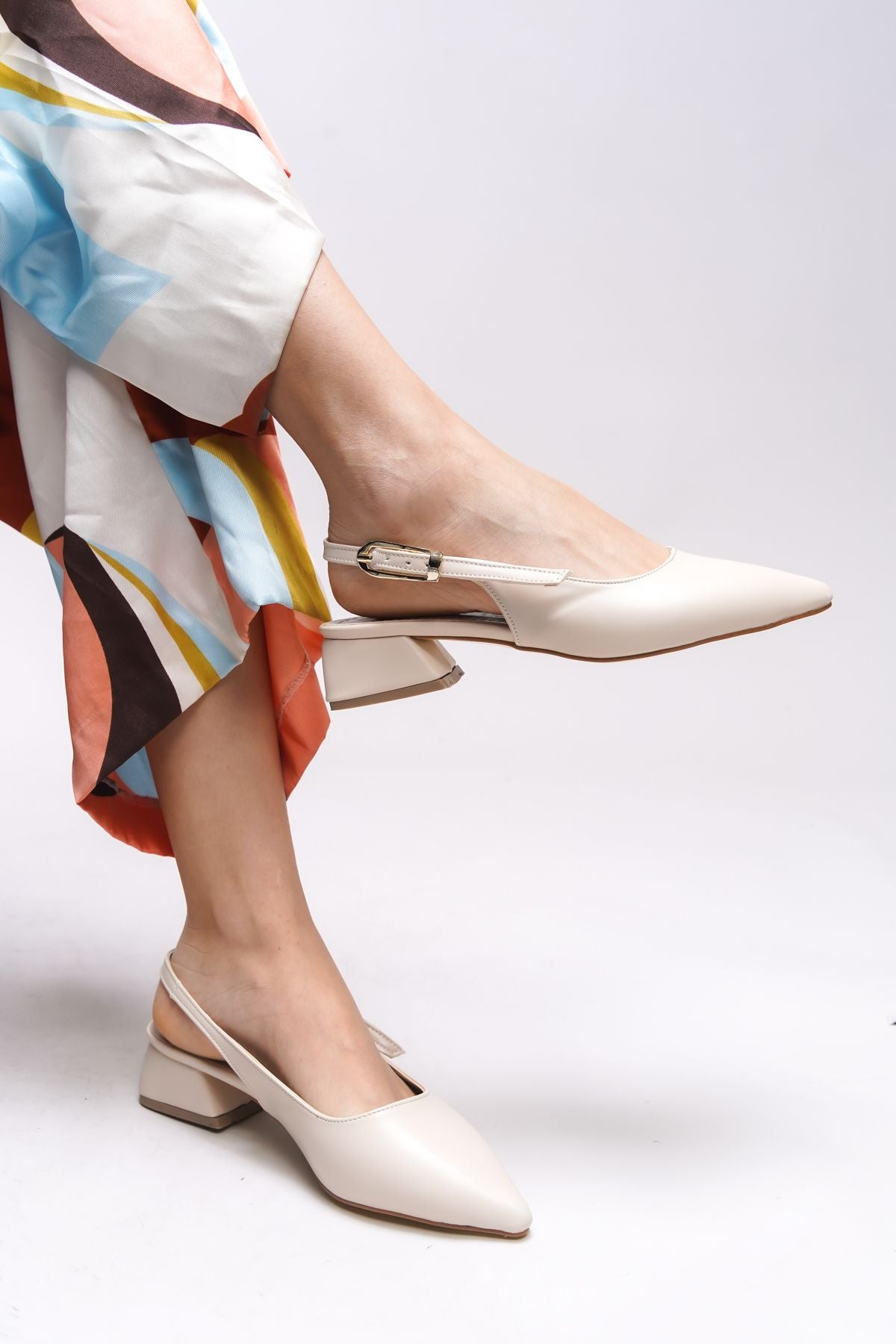 Tyltora Behind the Back of the Woman Open Pointed Nose Heeled Shoes 0012303 Skin
