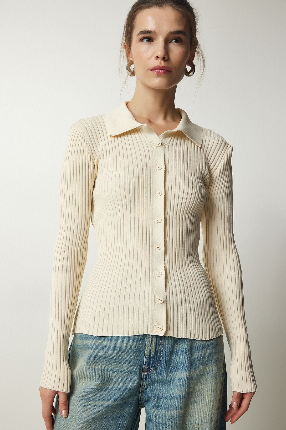 WOMEN'S CREAM KNTER CLICK Sweater FN03116