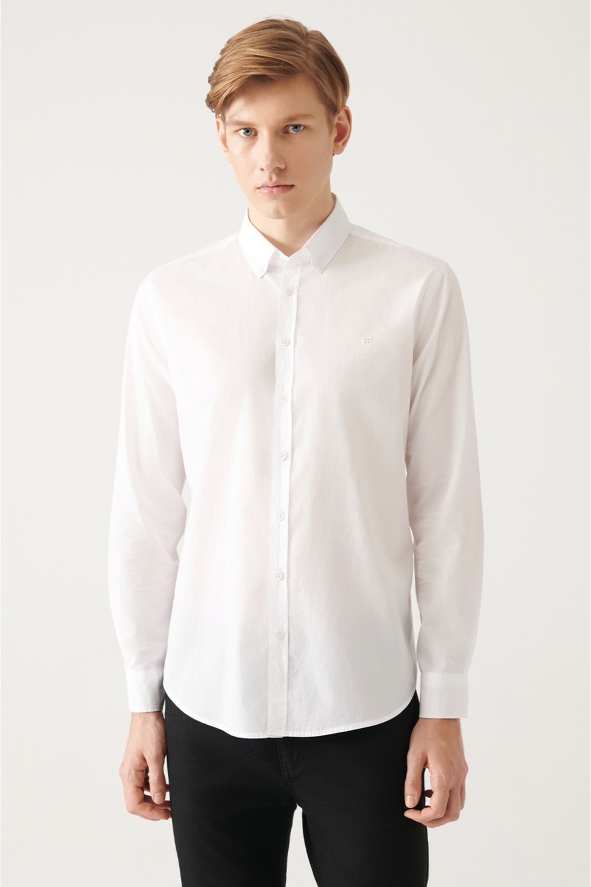 Men's white button collar basic 100 %cotton shirt B002030