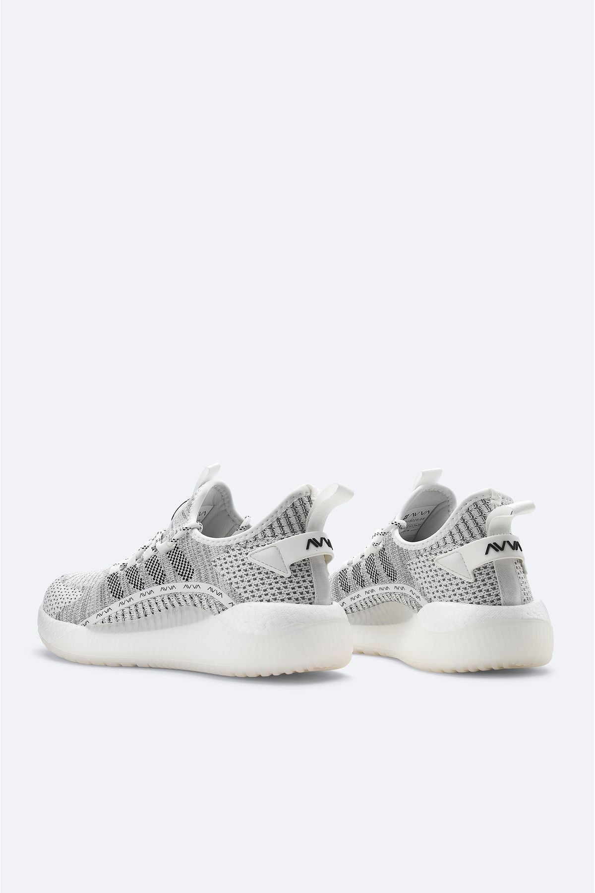 Men's light gray flexible floor sneaker shoes A41y8026