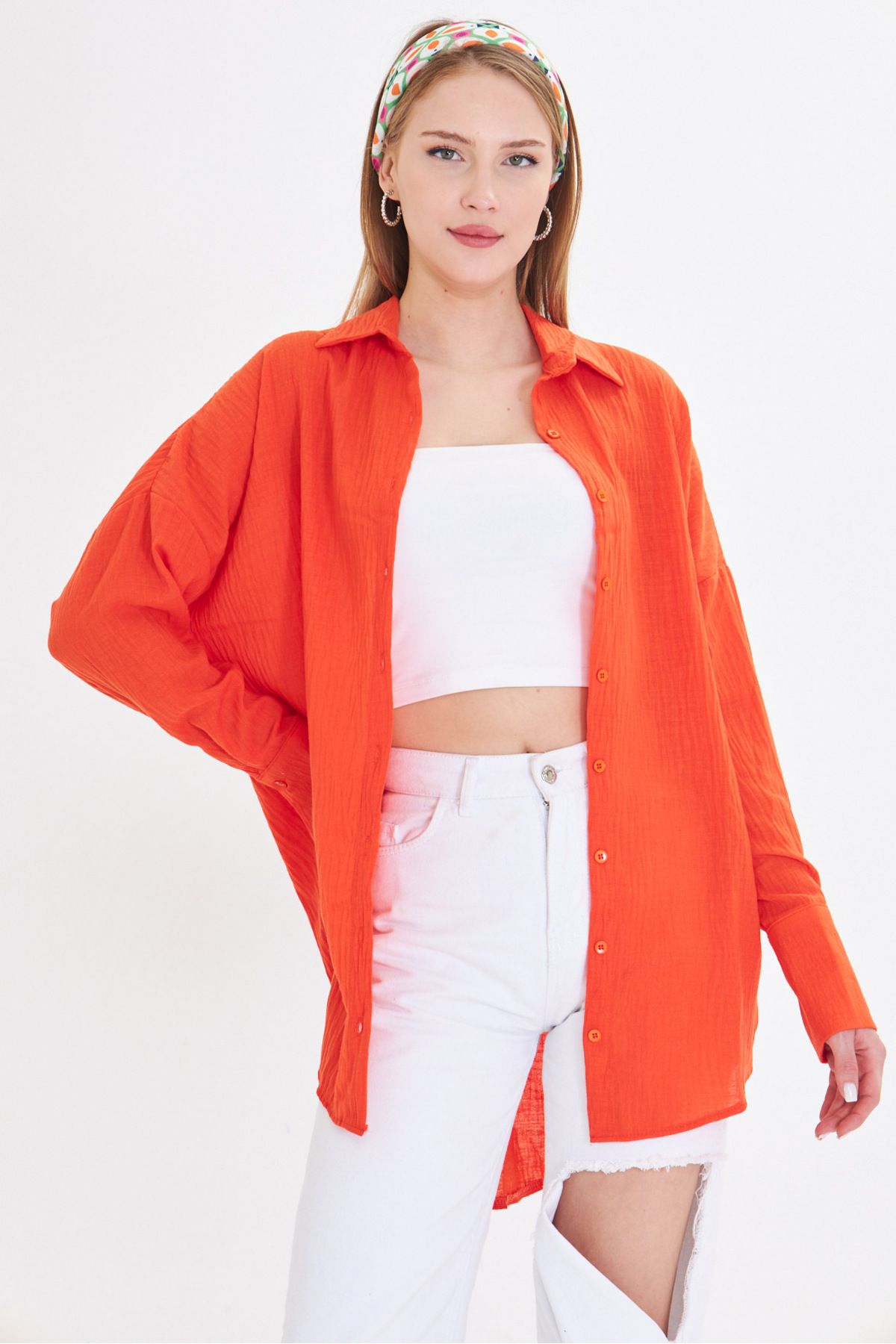 Woman Oranj Oversize textured linen-looking large cuff shirt ARM-24K001001