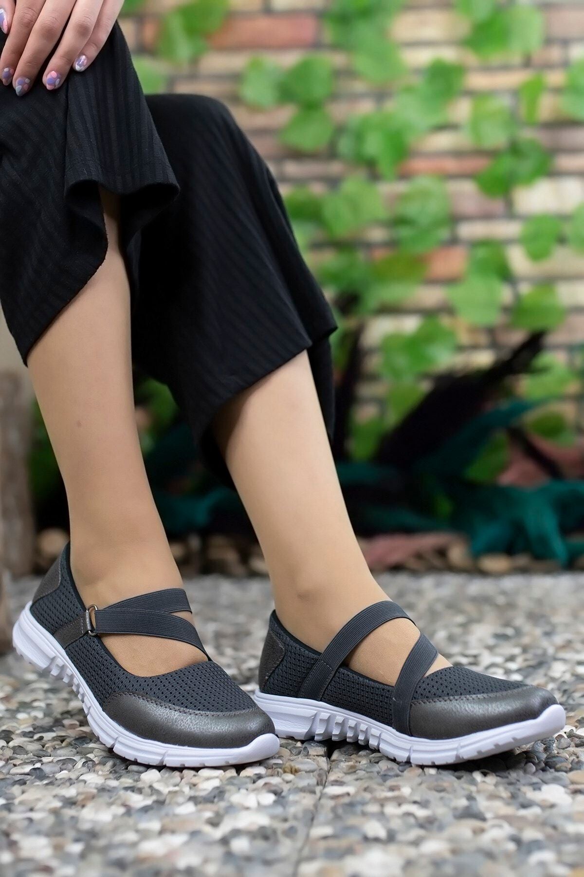 Women's Gray Flat Shoes 0012601